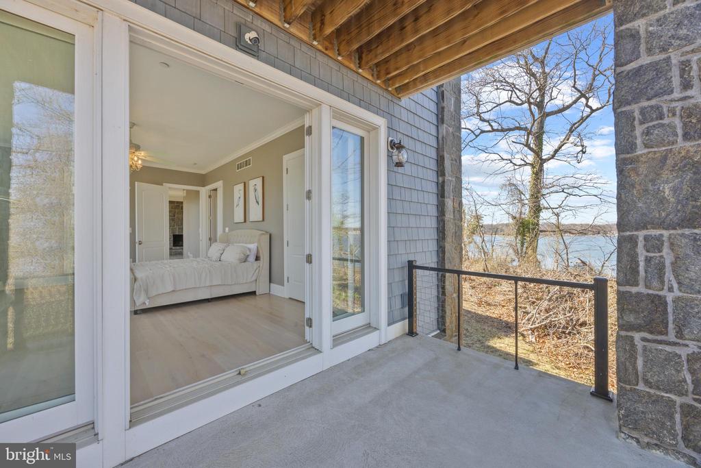 DOBBINS ISLAND | 509 EDGEWATER ROAD A
