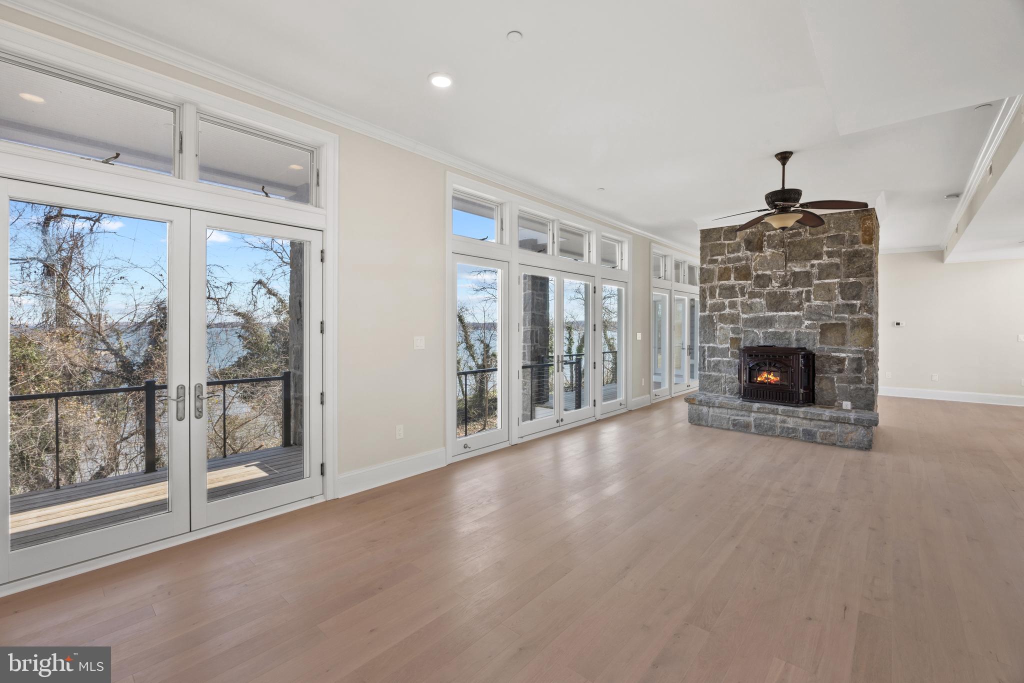 DOBBINS ISLAND | 509 EDGEWATER ROAD A