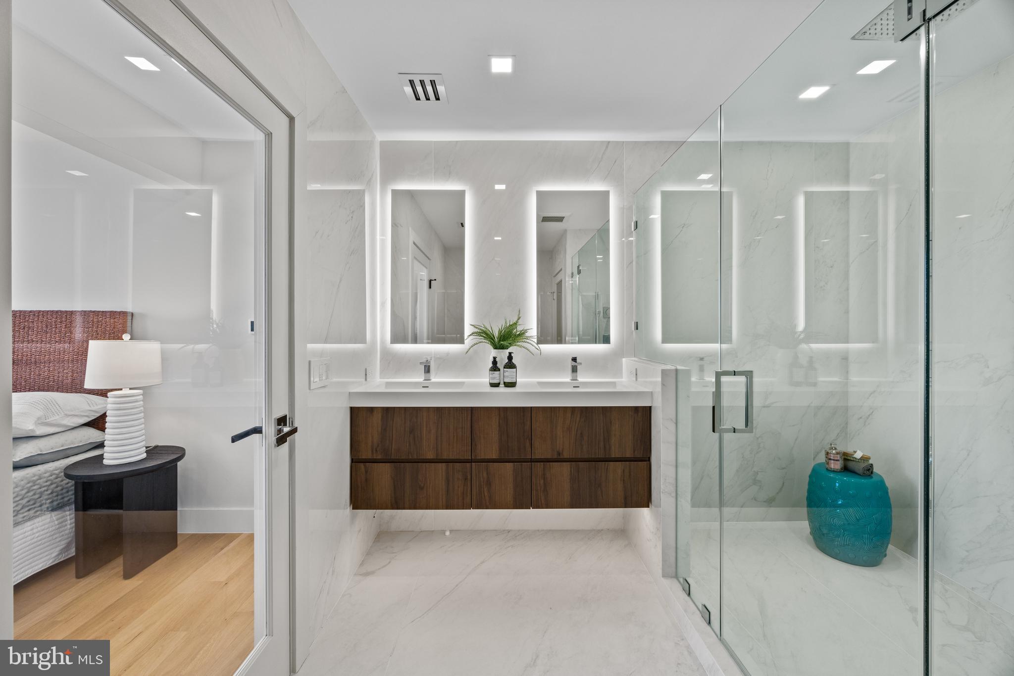 CHESAPEAKE BAY VIEWS | 2175 CHESAPEAKE HARBOUR DRIVE