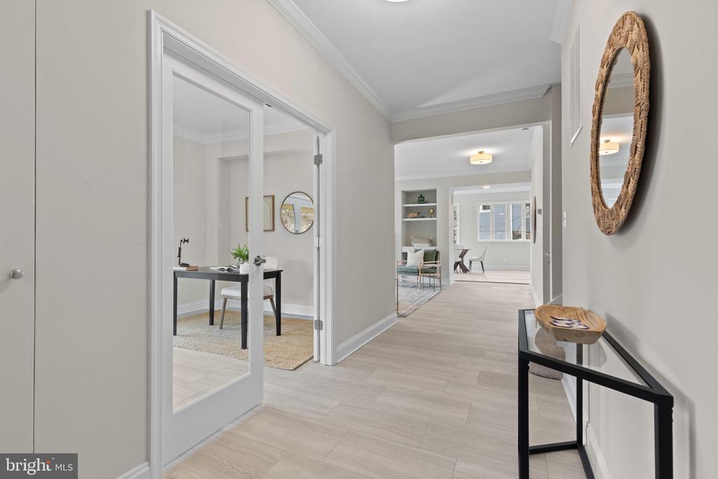 HILLSMERE SHORES WATER VIEW | 133 LAKE VIEW DRIVE
