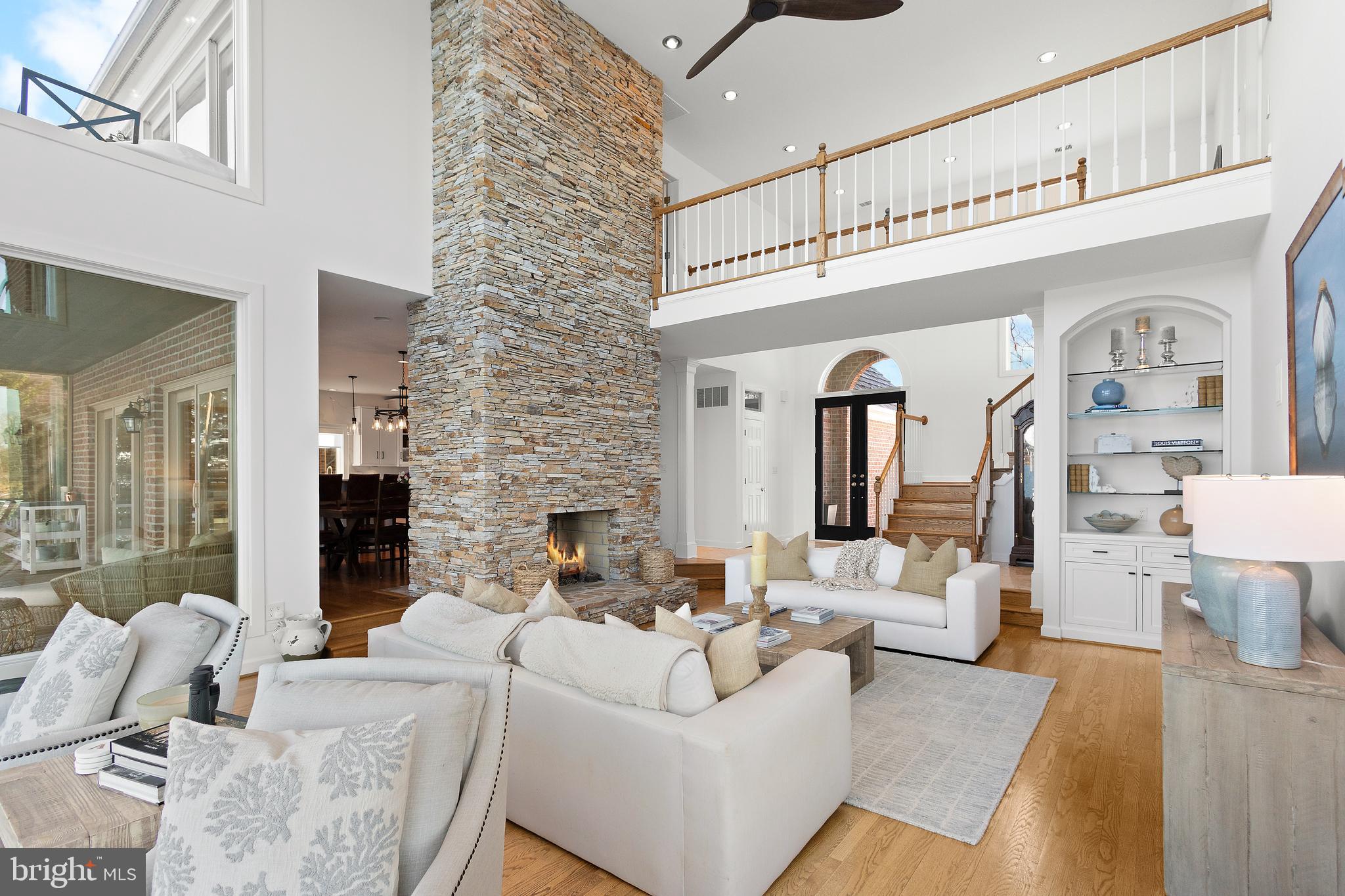 SOUTH RIVER WATERFRONT | 610 S RIVER LANDING ROAD