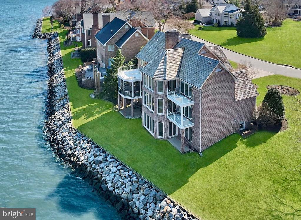 SOUTH RIVER WATERFRONT | 610 S RIVER LANDING ROAD