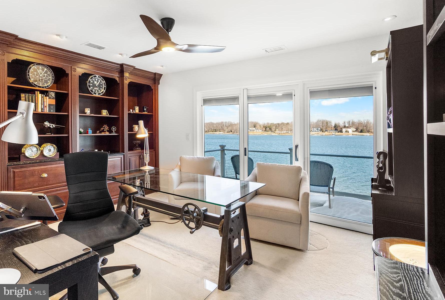 SOUTH RIVER WATERFRONT | 610 S RIVER LANDING ROAD