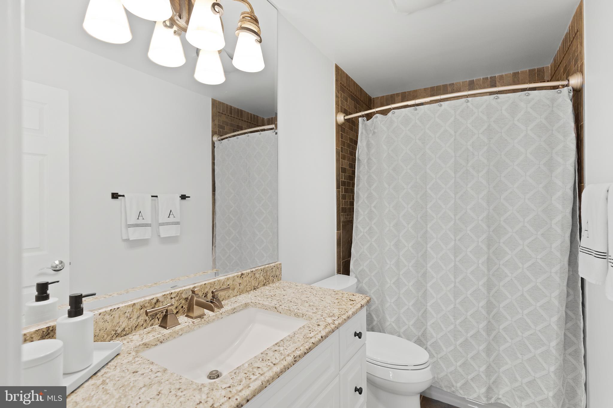 SOUTH RIVER WATERFRONT | 610 S RIVER LANDING ROAD