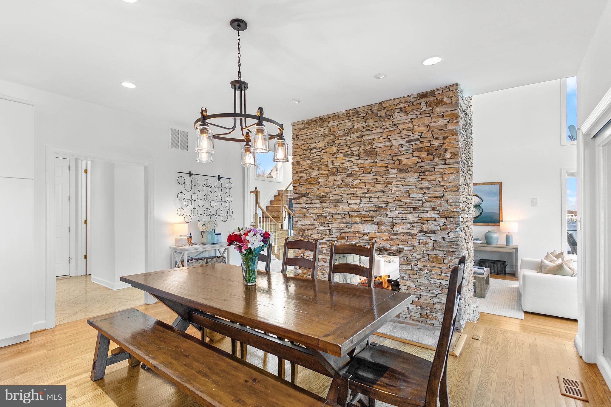 SOUTH RIVER WATERFRONT | 610 S RIVER LANDING ROAD