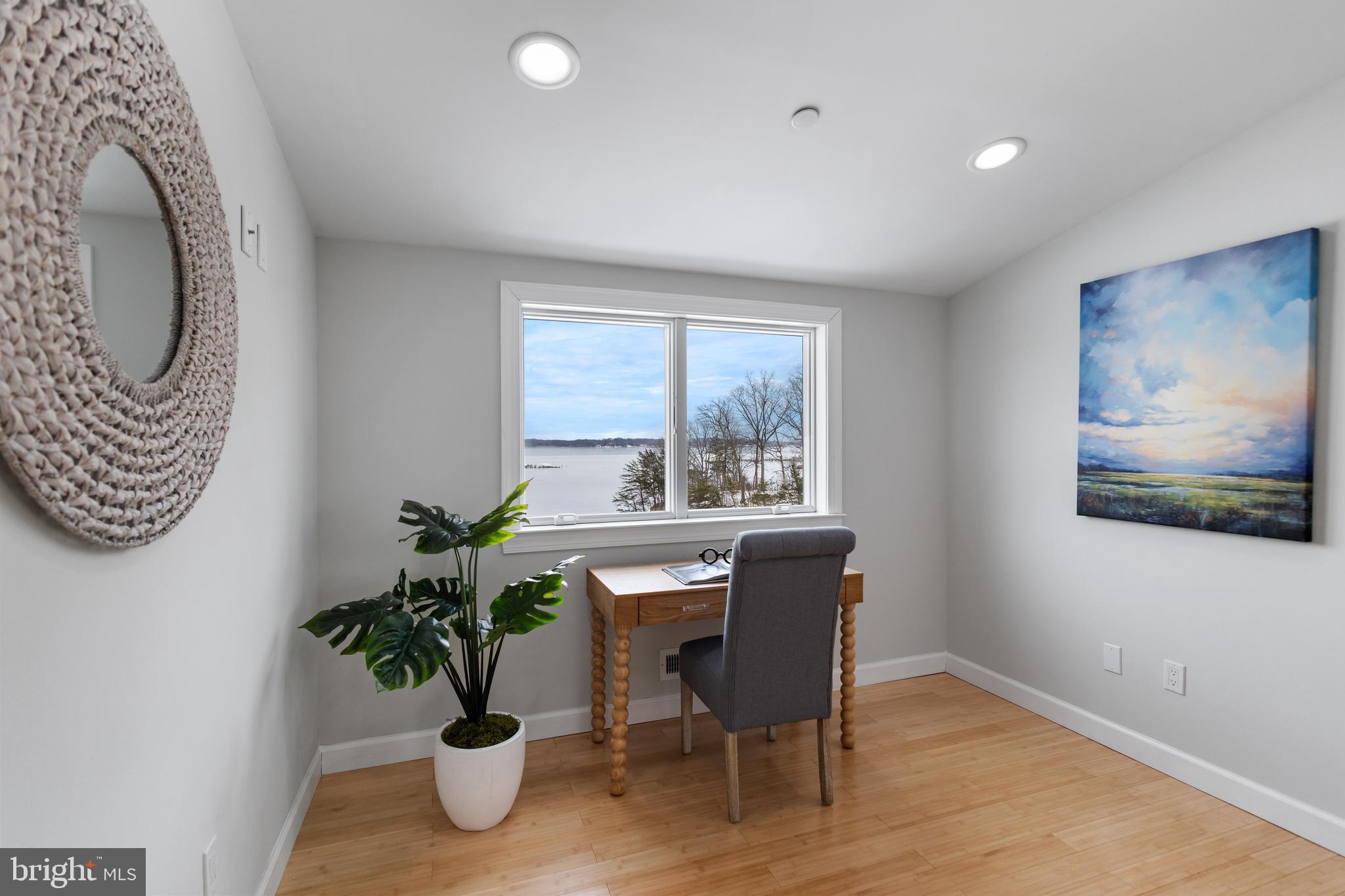 ARNOLD WATERFRONT | 404 ALAMEDA PARKWAY