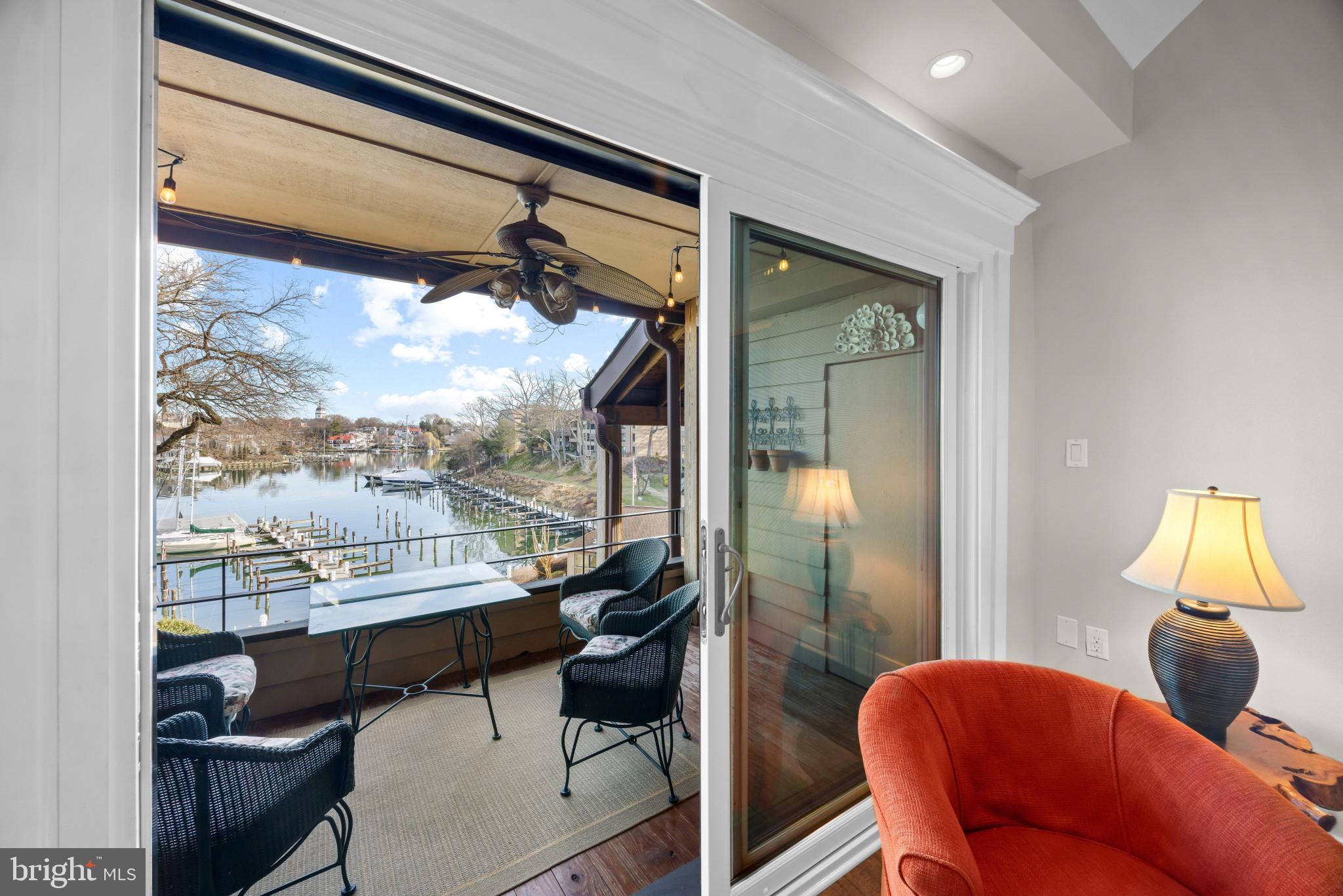 WATERFRONT SPA CREEK CONDO | 3 PRESIDENT POINT DRIVE B3