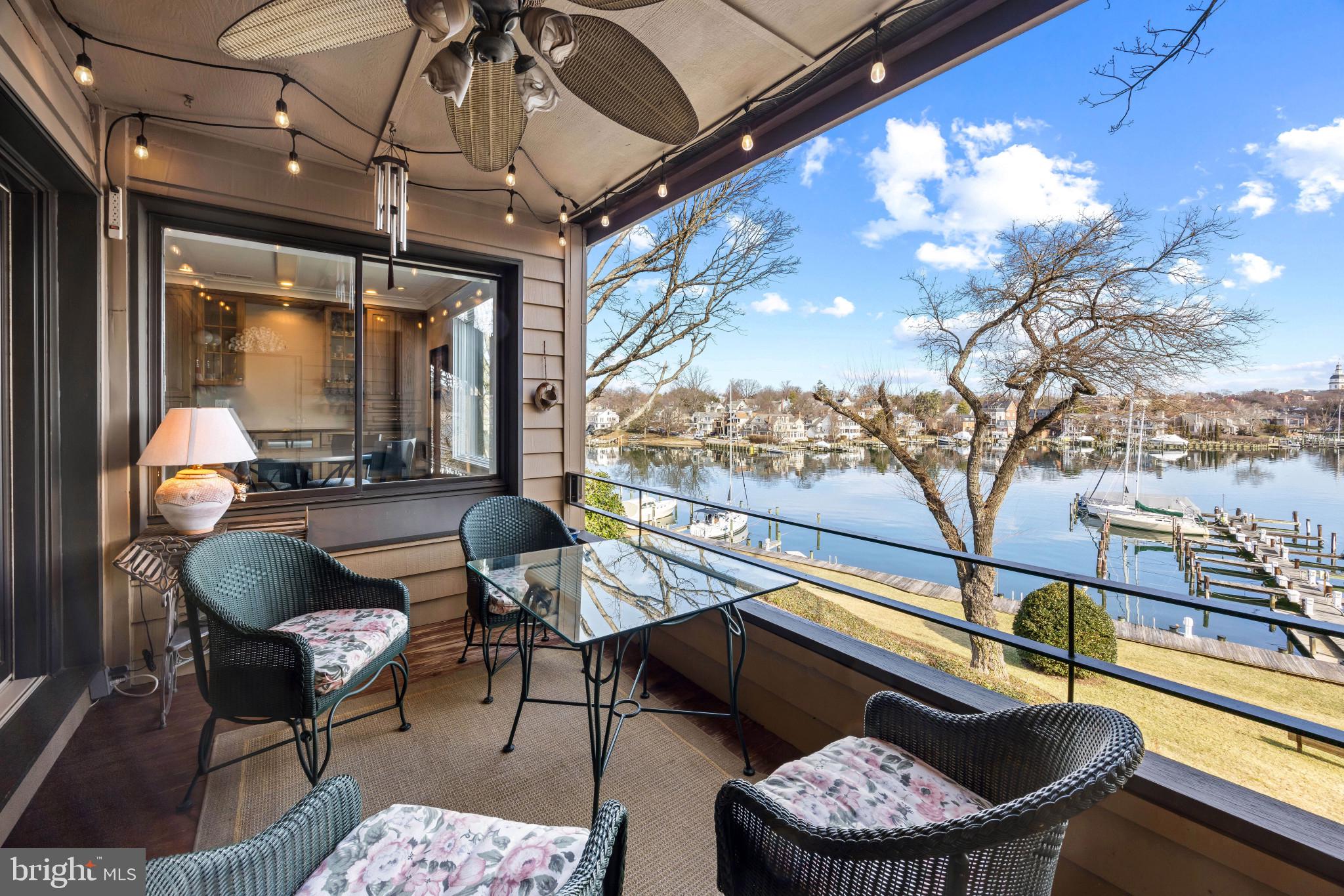 WATERFRONT SPA CREEK CONDO | 3 PRESIDENT POINT DRIVE B3