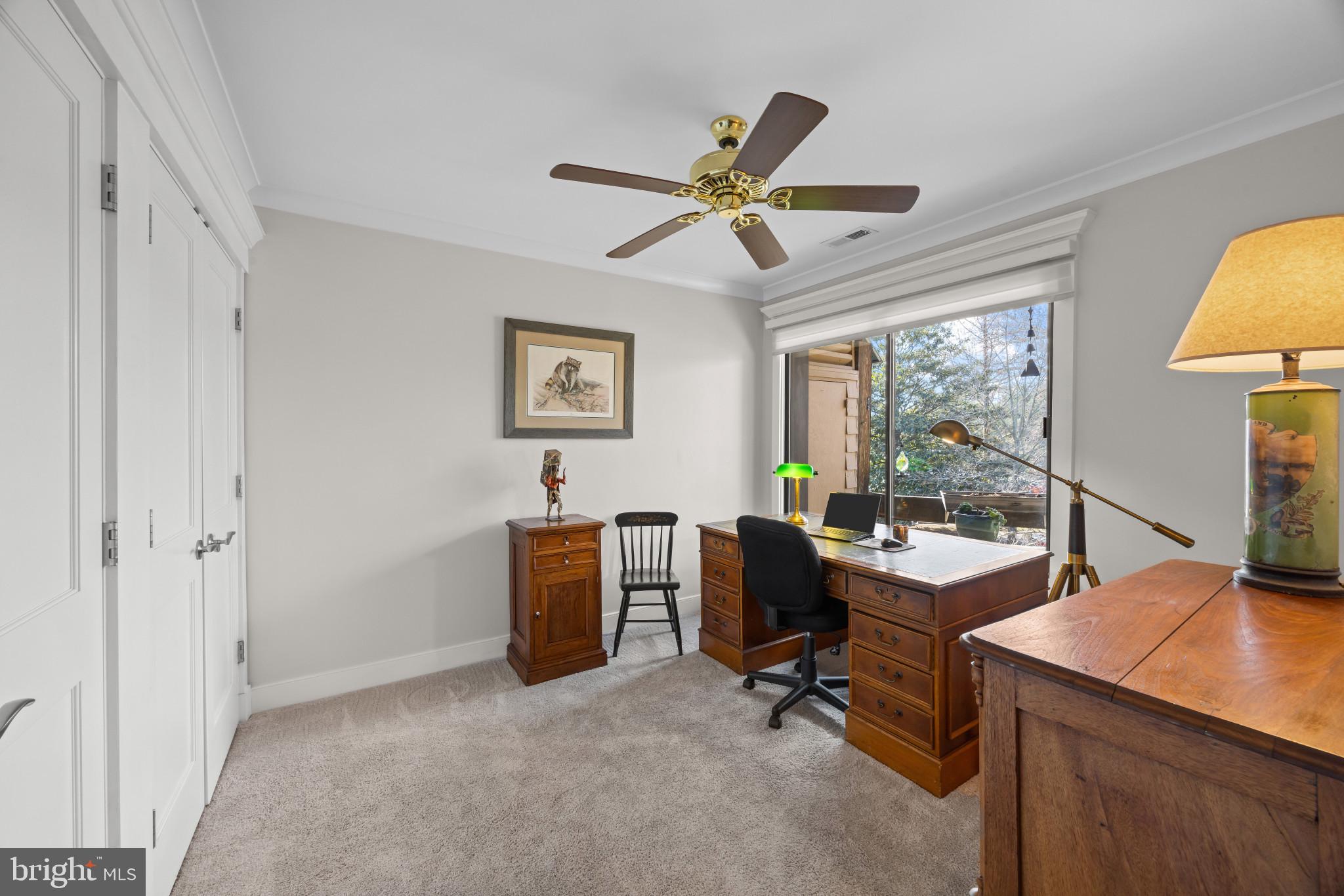 WATERFRONT SPA CREEK CONDO | 3 PRESIDENT POINT DRIVE B3