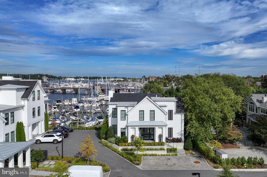 HIGHEST 2-BDR CONDO SALE IN ANNAPOLIS | 289 STATE STREET 4