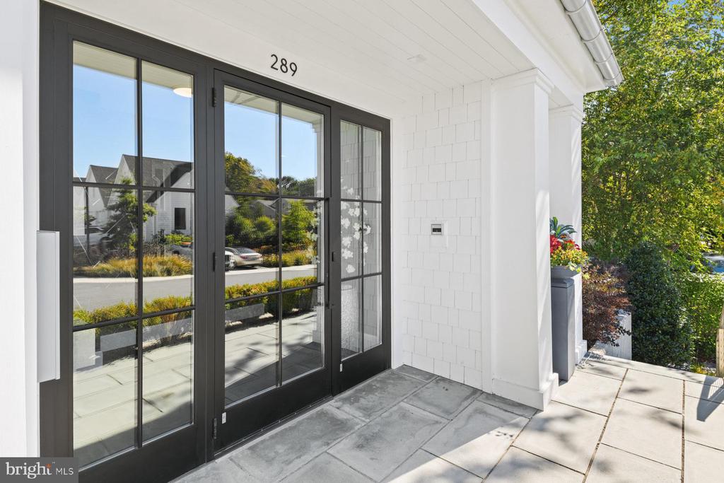 HIGHEST 2-BDR CONDO SALE IN ANNAPOLIS | 289 STATE STREET 4