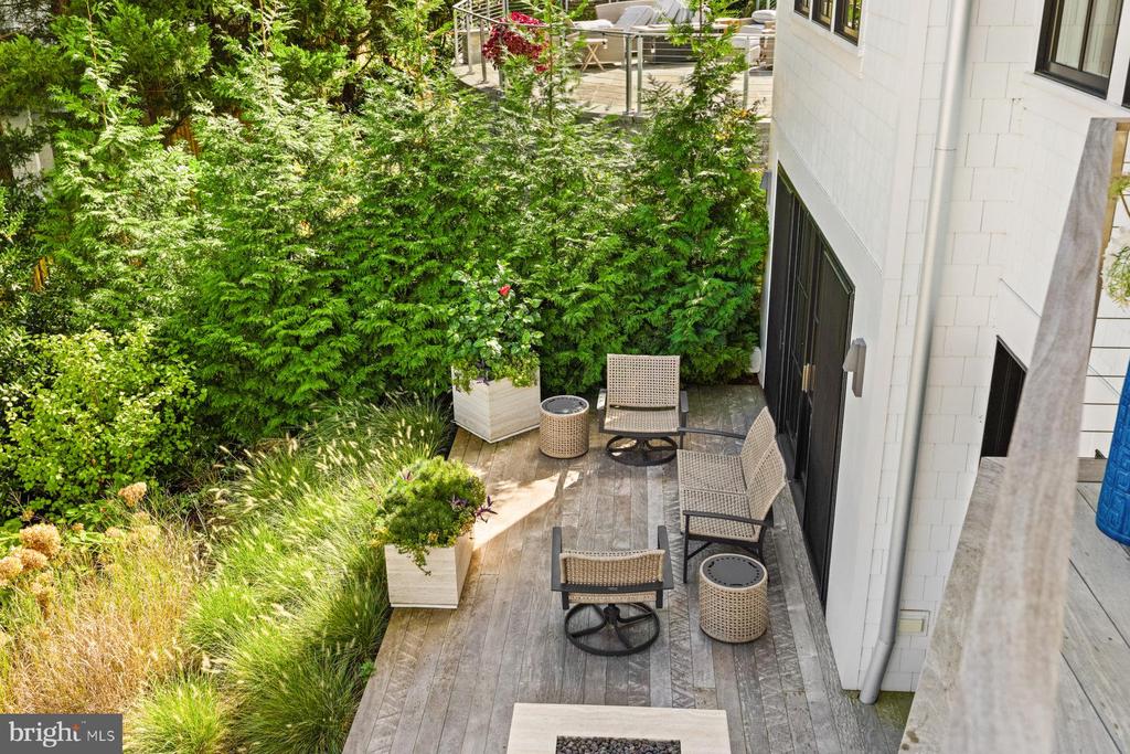 HIGHEST 2-BDR CONDO SALE IN ANNAPOLIS | 289 STATE STREET 4