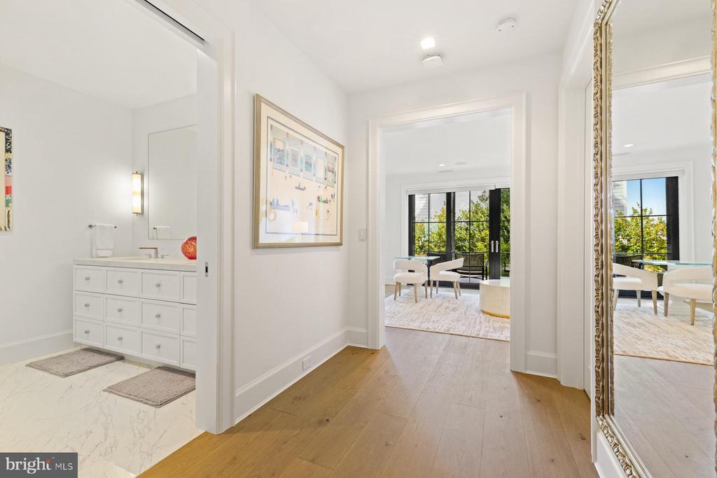 HIGHEST 2-BDR CONDO SALE IN ANNAPOLIS | 289 STATE STREET 4
