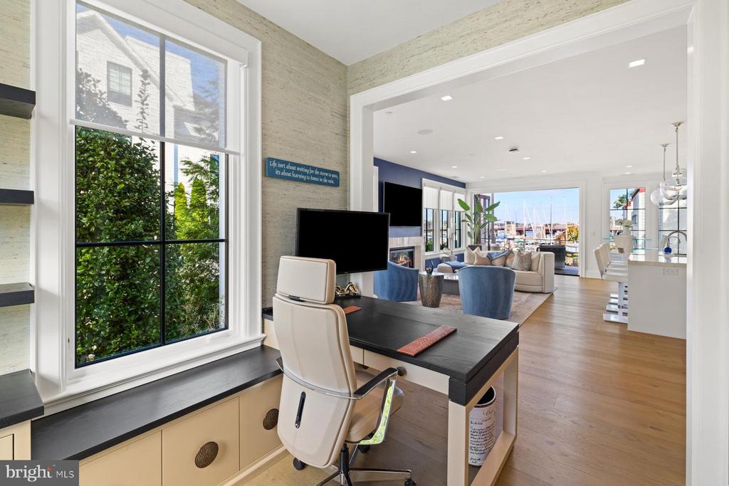HIGHEST 2-BDR CONDO SALE IN ANNAPOLIS | 289 STATE STREET 4