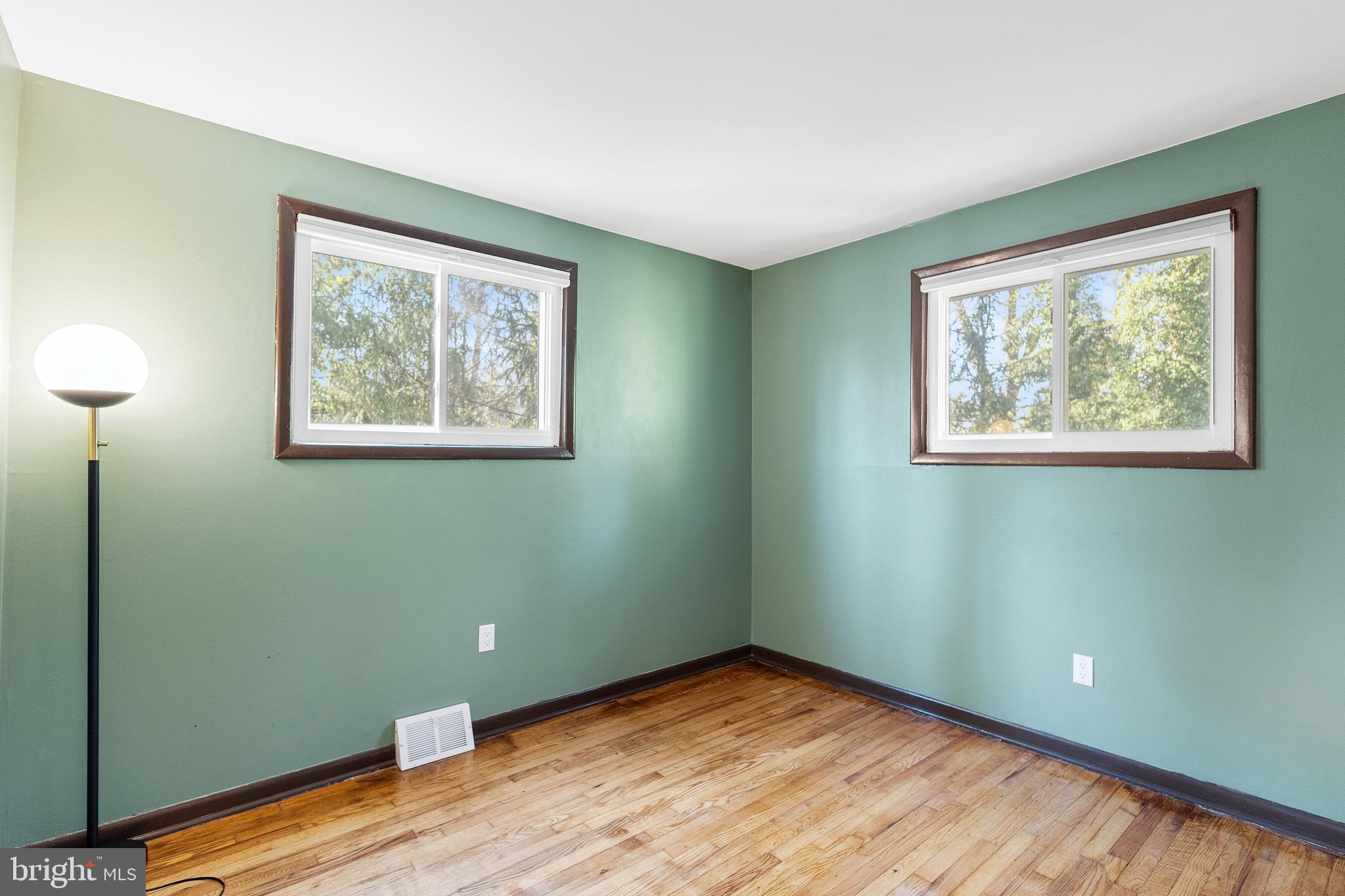 BROADNECK SCHOOLS | 1294 CIRCLE DRIVE