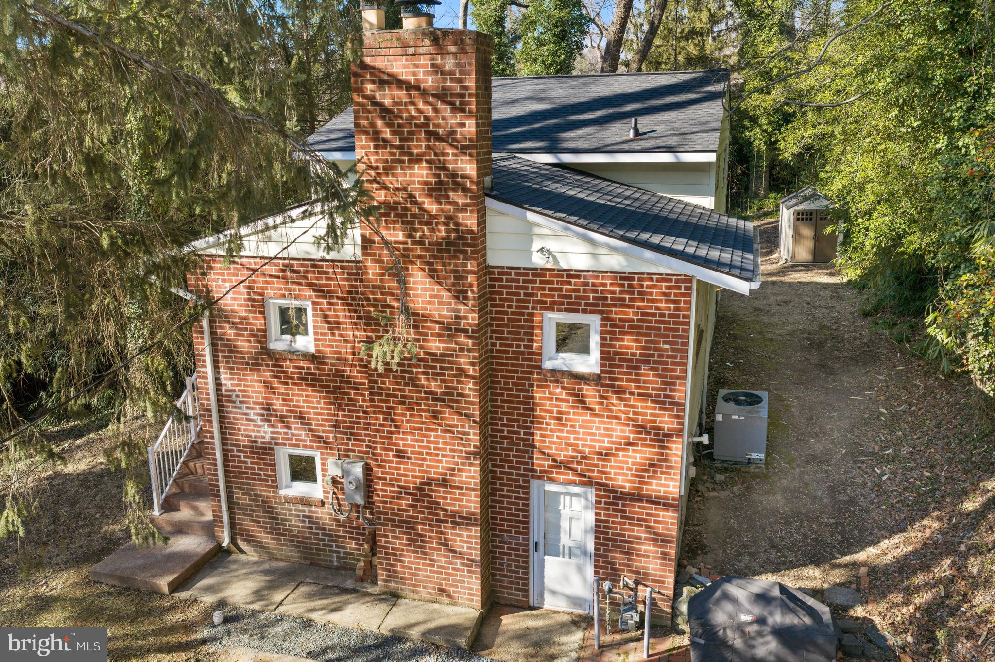 BROADNECK SCHOOLS | 1294 CIRCLE DRIVE