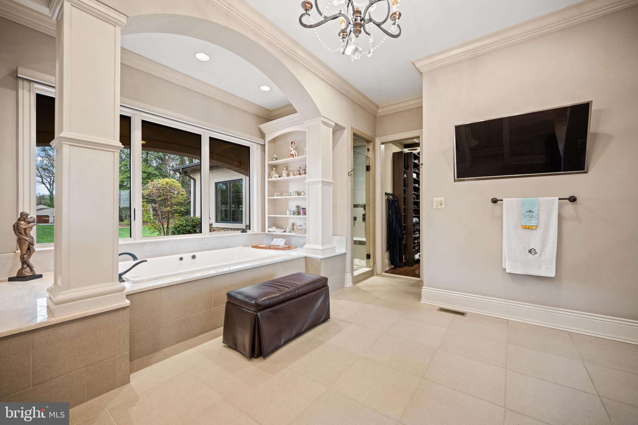 THE POD | 423 BENFIELD ROAD