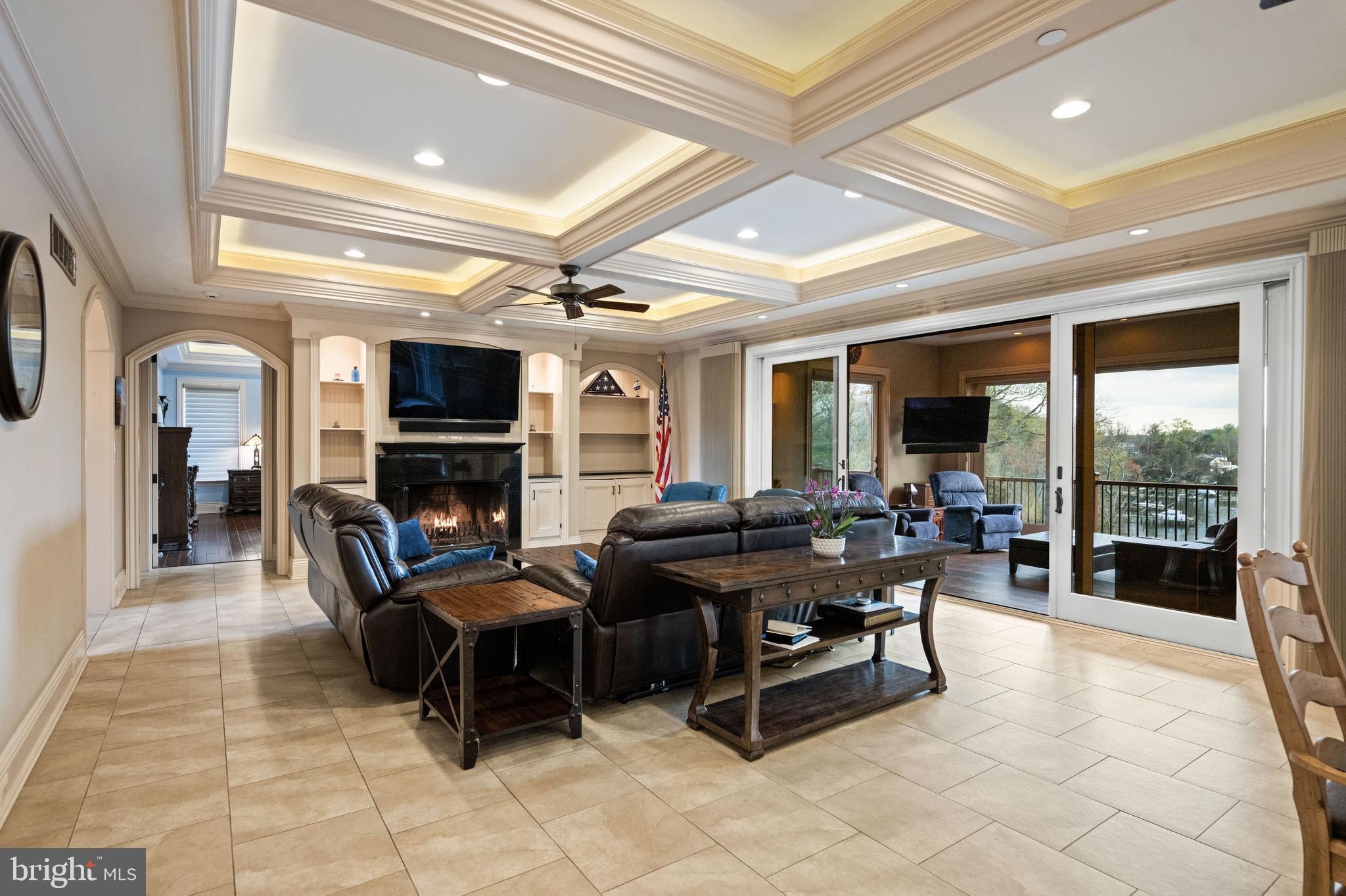 THE POD | 423 BENFIELD ROAD