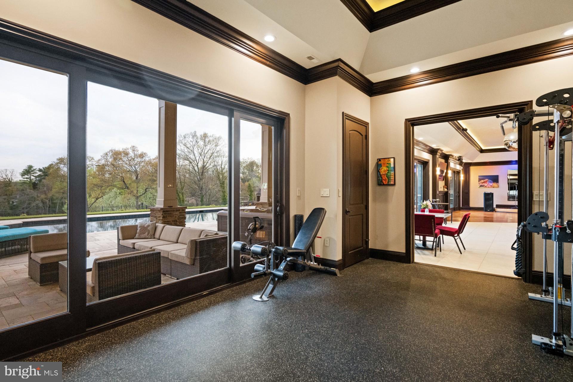 THE POD | 423 BENFIELD ROAD