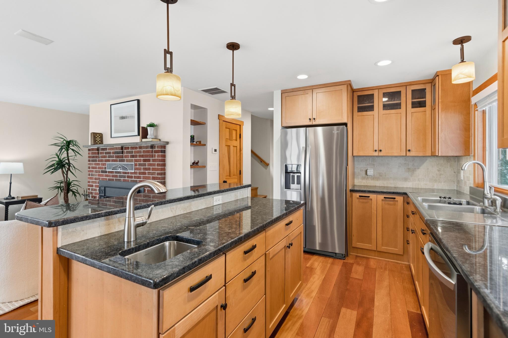 EPPING FOREST WATERFRONT | 357 OVERLOOK TRAIL