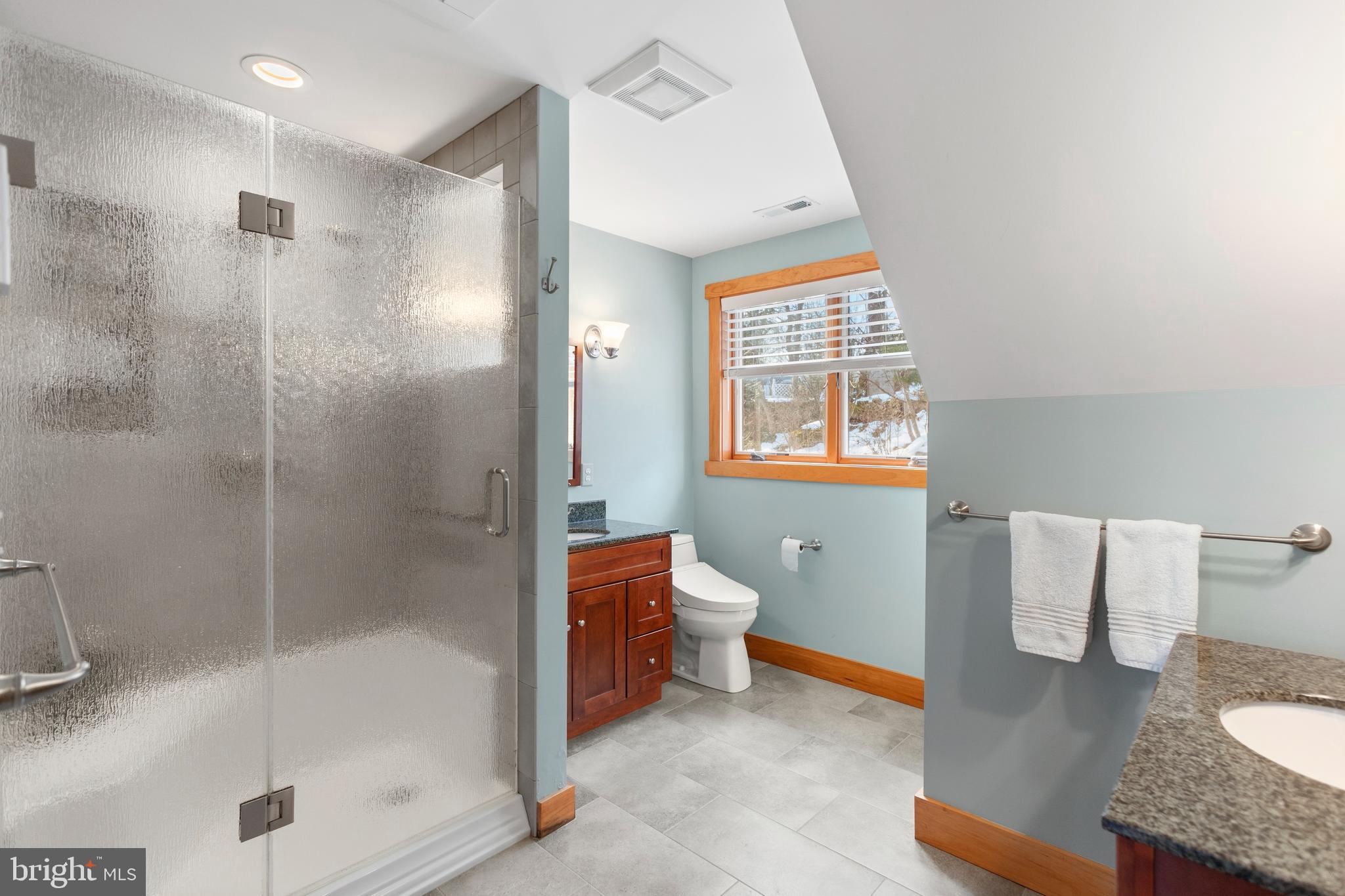 EPPING FOREST WATERFRONT | 357 OVERLOOK TRAIL