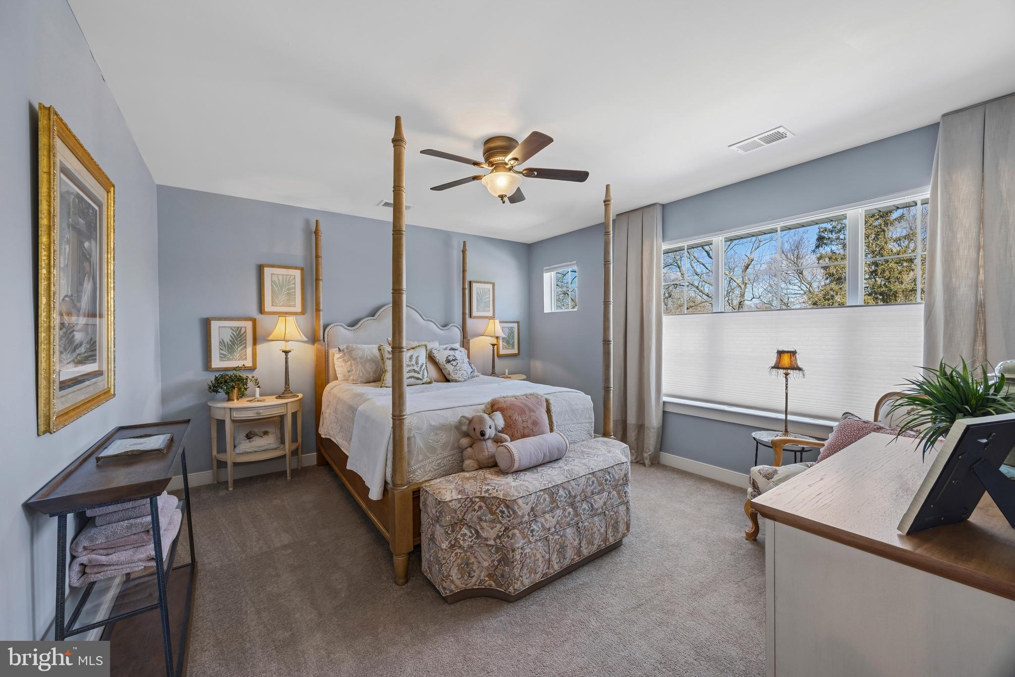 EASTPORT CRAFTSMAN | 819 JANICE DRIVE