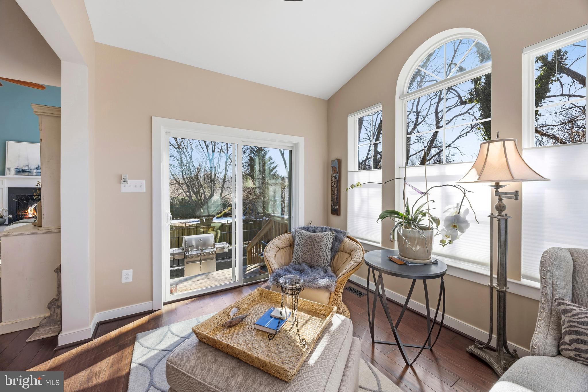 EASTPORT CRAFTSMAN | 819 JANICE DRIVE