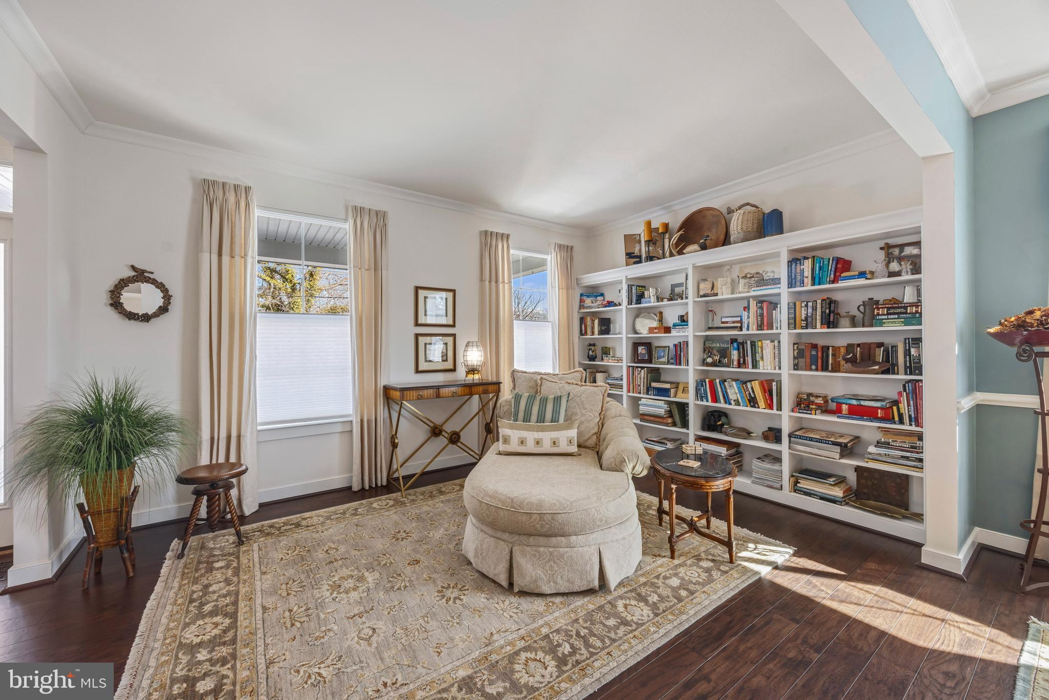 EASTPORT CRAFTSMAN | 819 JANICE DRIVE