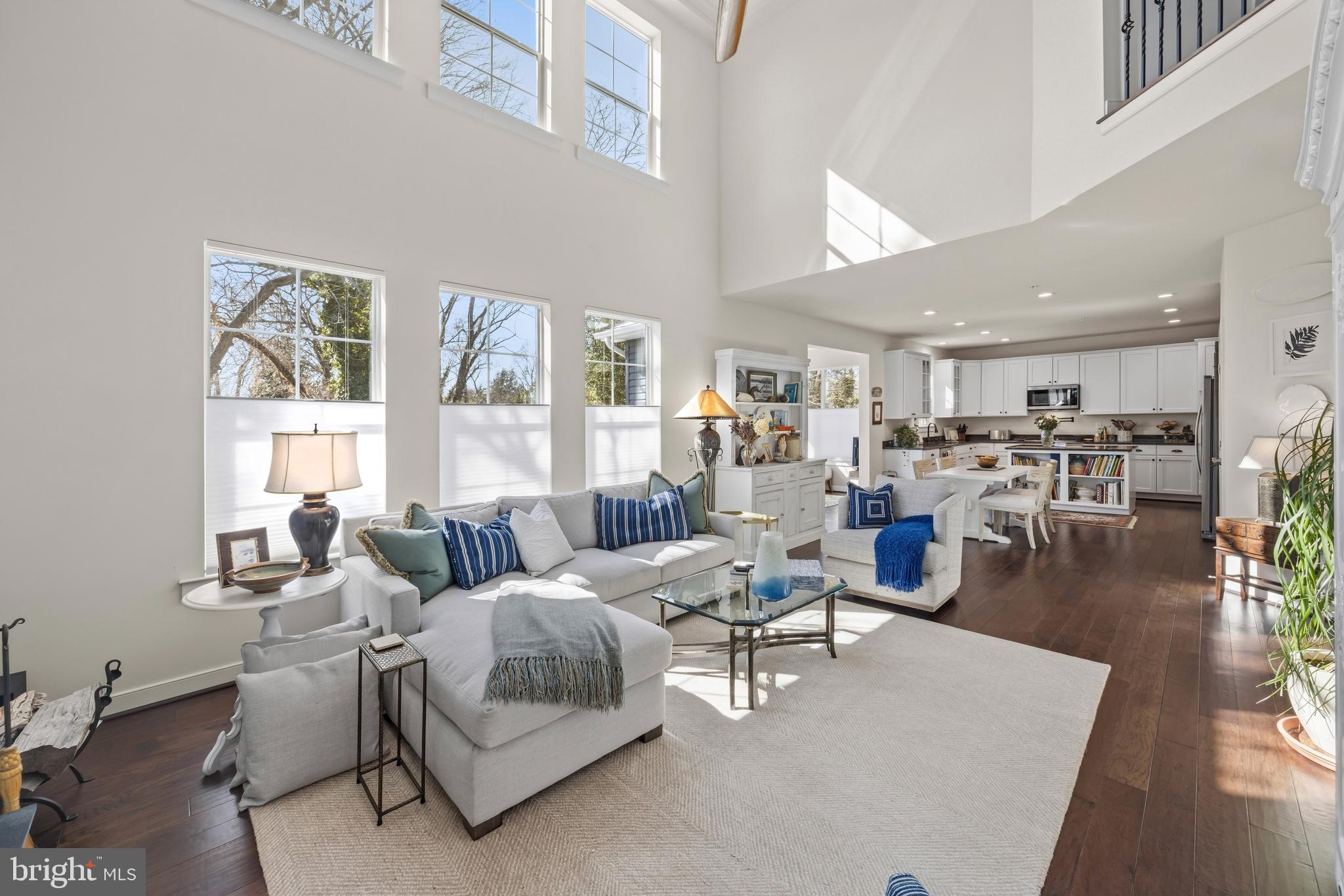 EASTPORT CRAFTSMAN | 819 JANICE DRIVE