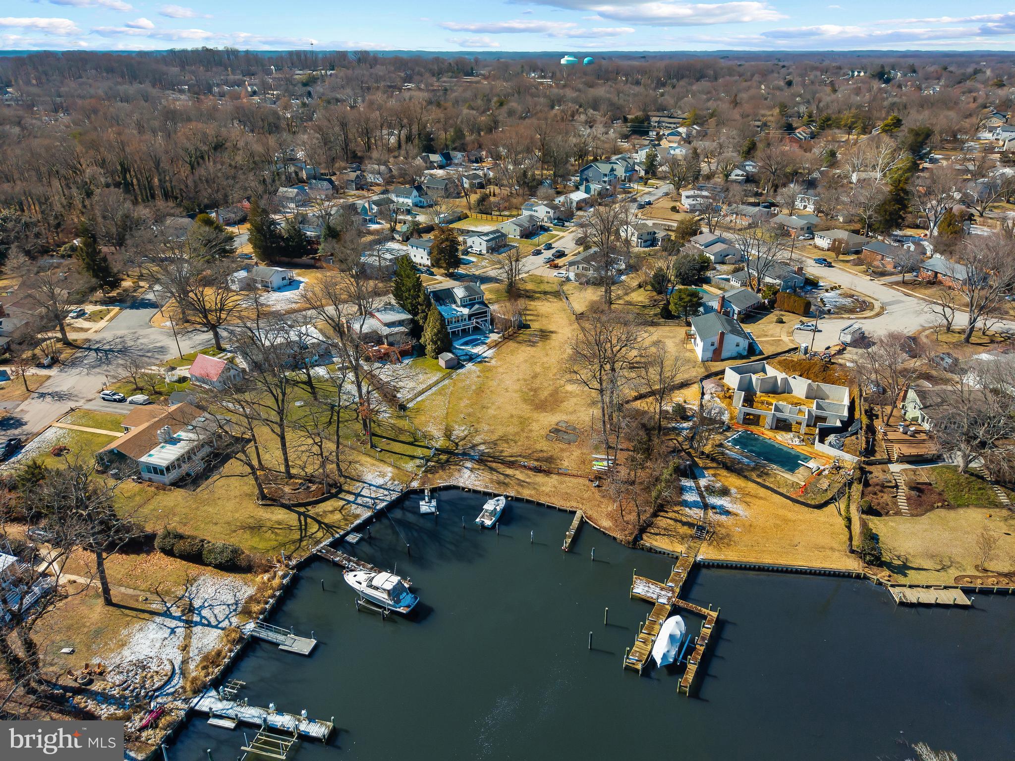 EASTPORT CRAFTSMAN | 819 JANICE DRIVE