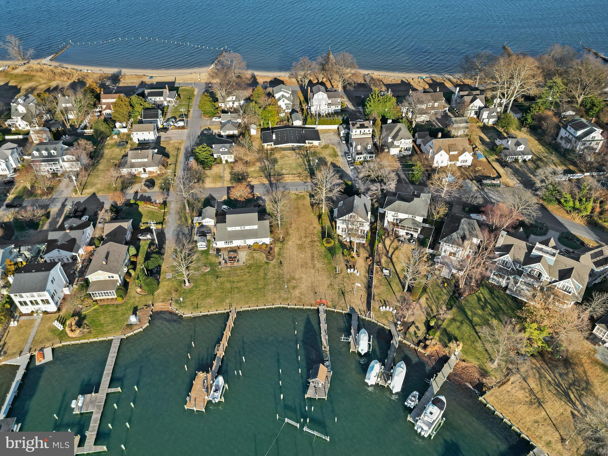 BAY RIDGE WATERFRONT LOT | 48 E LAKE DRIVE