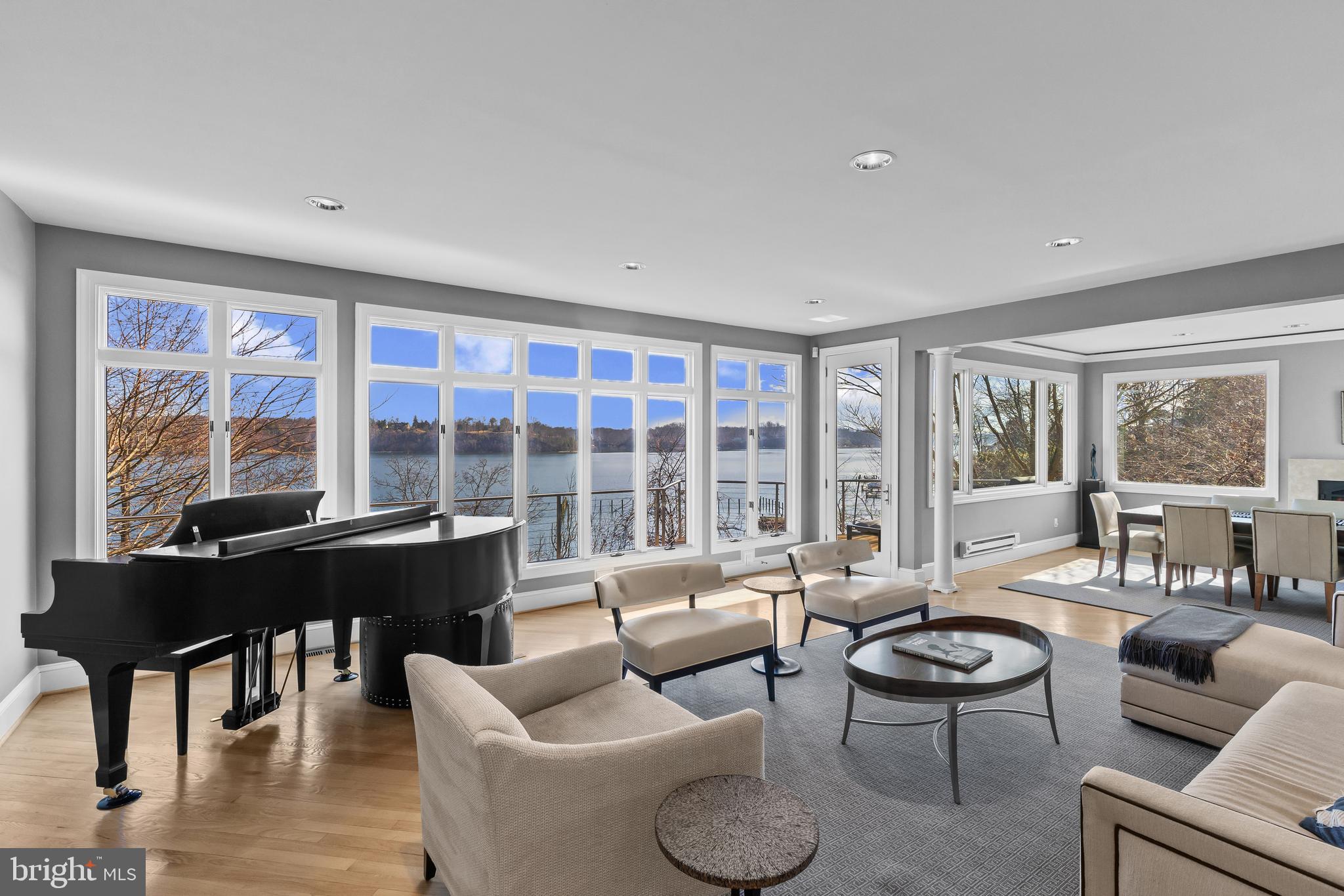 EPPING FOREST WATERFRONT | 349 SHERWOOD TRAIL