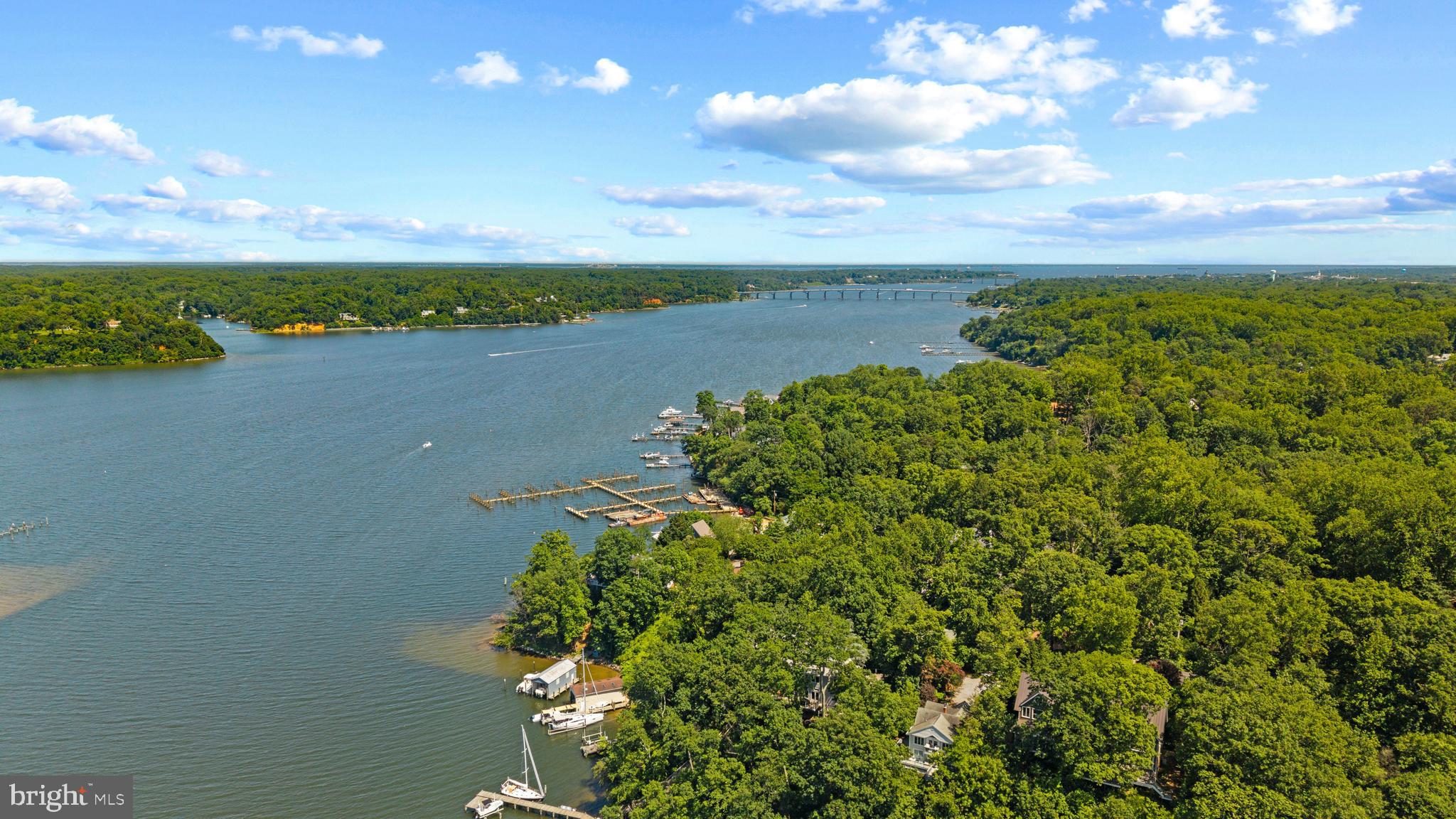 EPPING FOREST WATERFRONT | 349 SHERWOOD TRAIL
