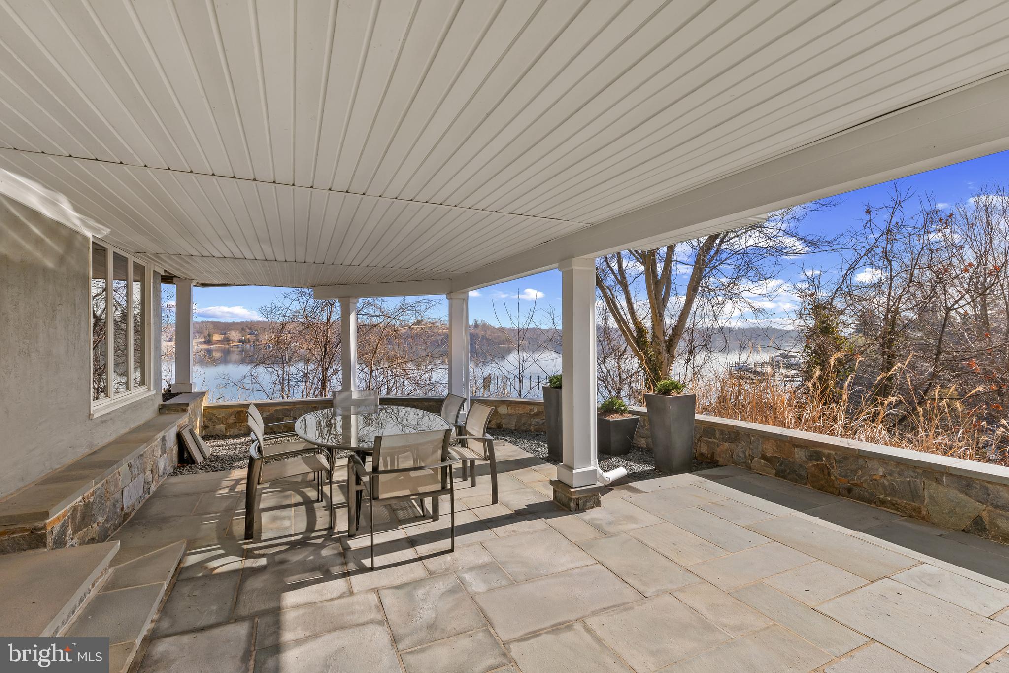 EPPING FOREST WATERFRONT | 349 SHERWOOD TRAIL