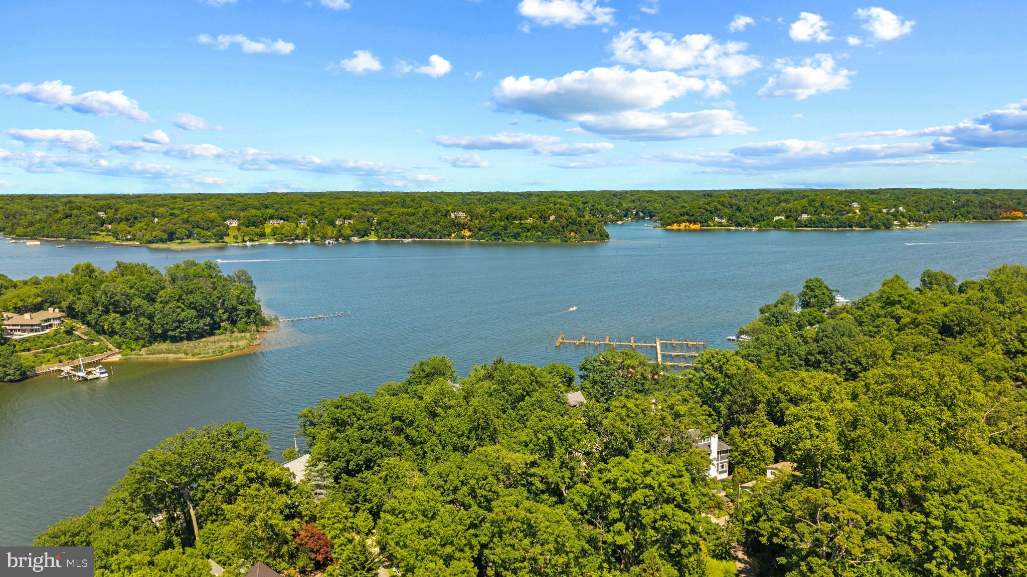 EPPING FOREST WATERFRONT | 349 SHERWOOD TRAIL