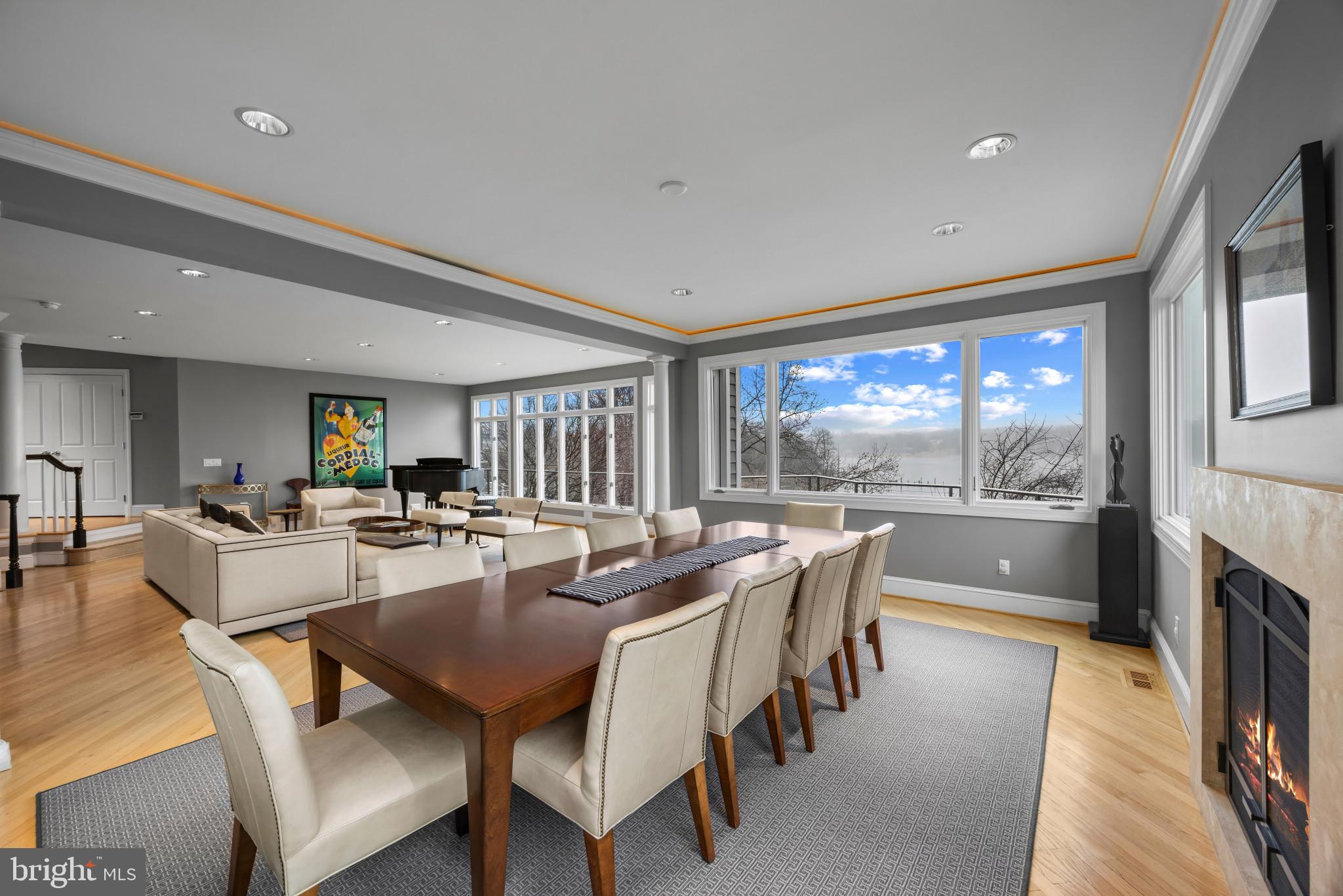 EPPING FOREST WATERFRONT | 349 SHERWOOD TRAIL