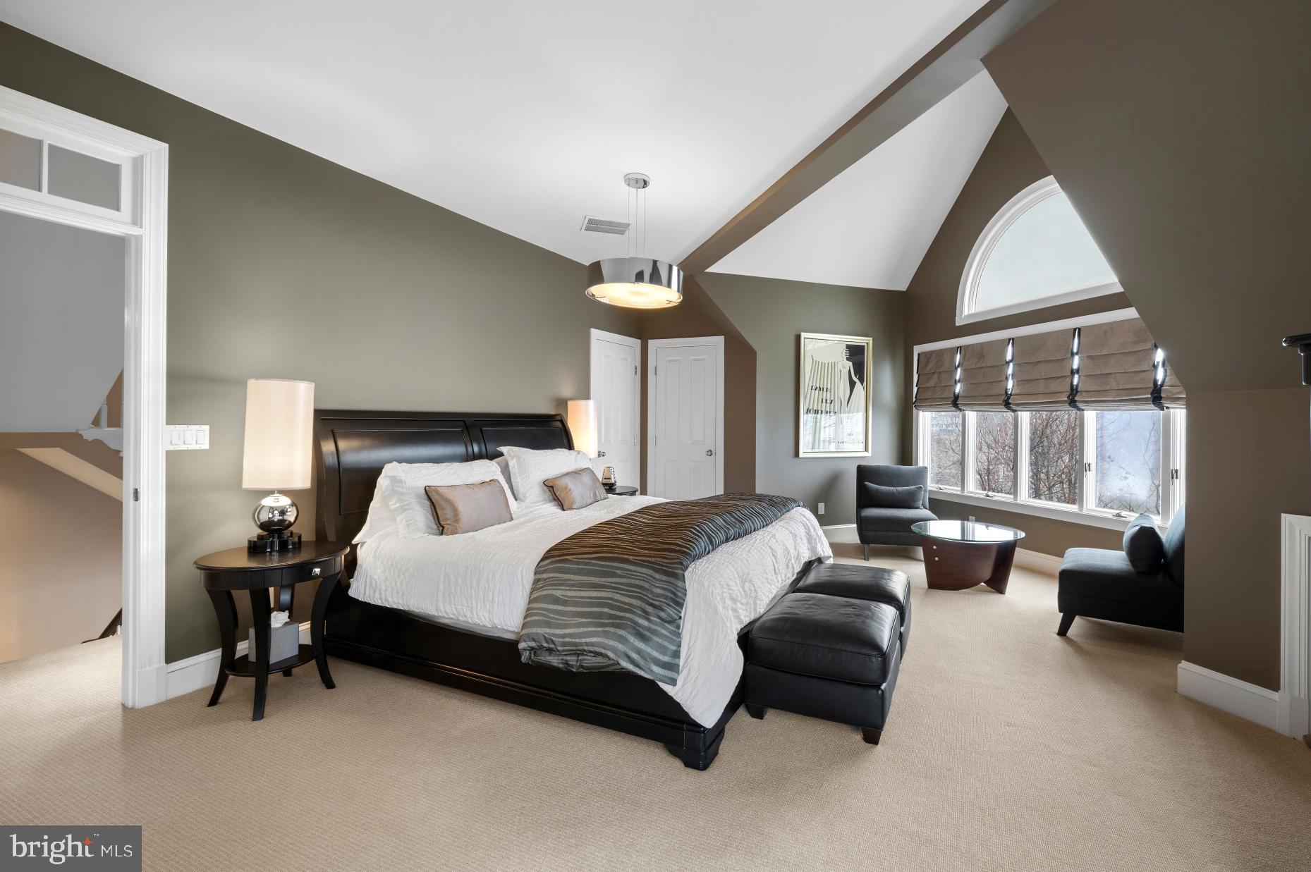 EPPING FOREST WATERFRONT | 349 SHERWOOD TRAIL