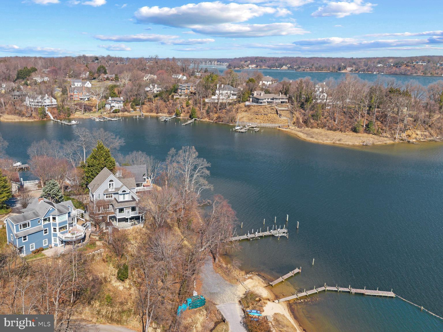 EPPING FOREST WATERFRONT | 349 SHERWOOD TRAIL