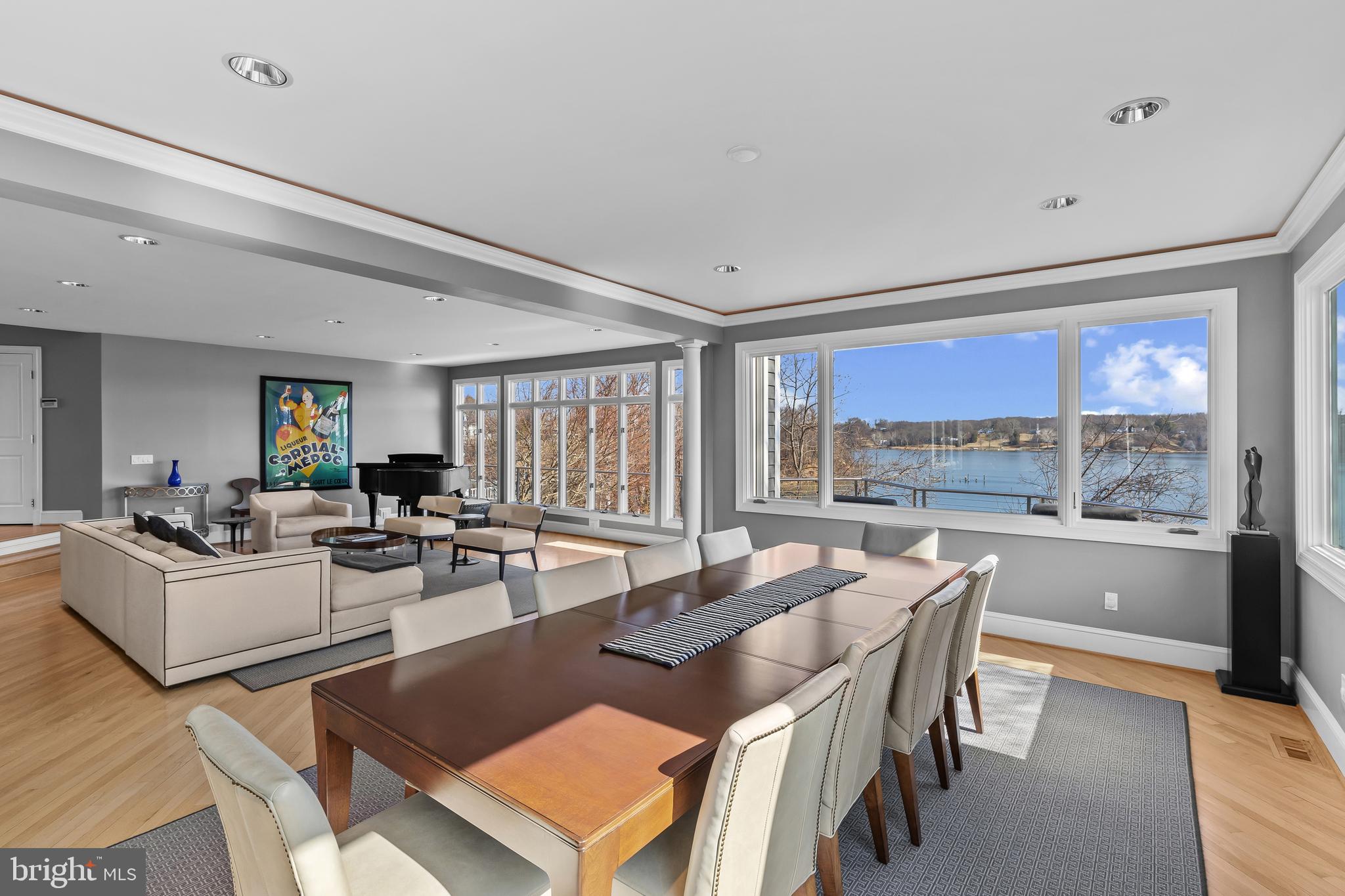 EPPING FOREST WATERFRONT | 349 SHERWOOD TRAIL