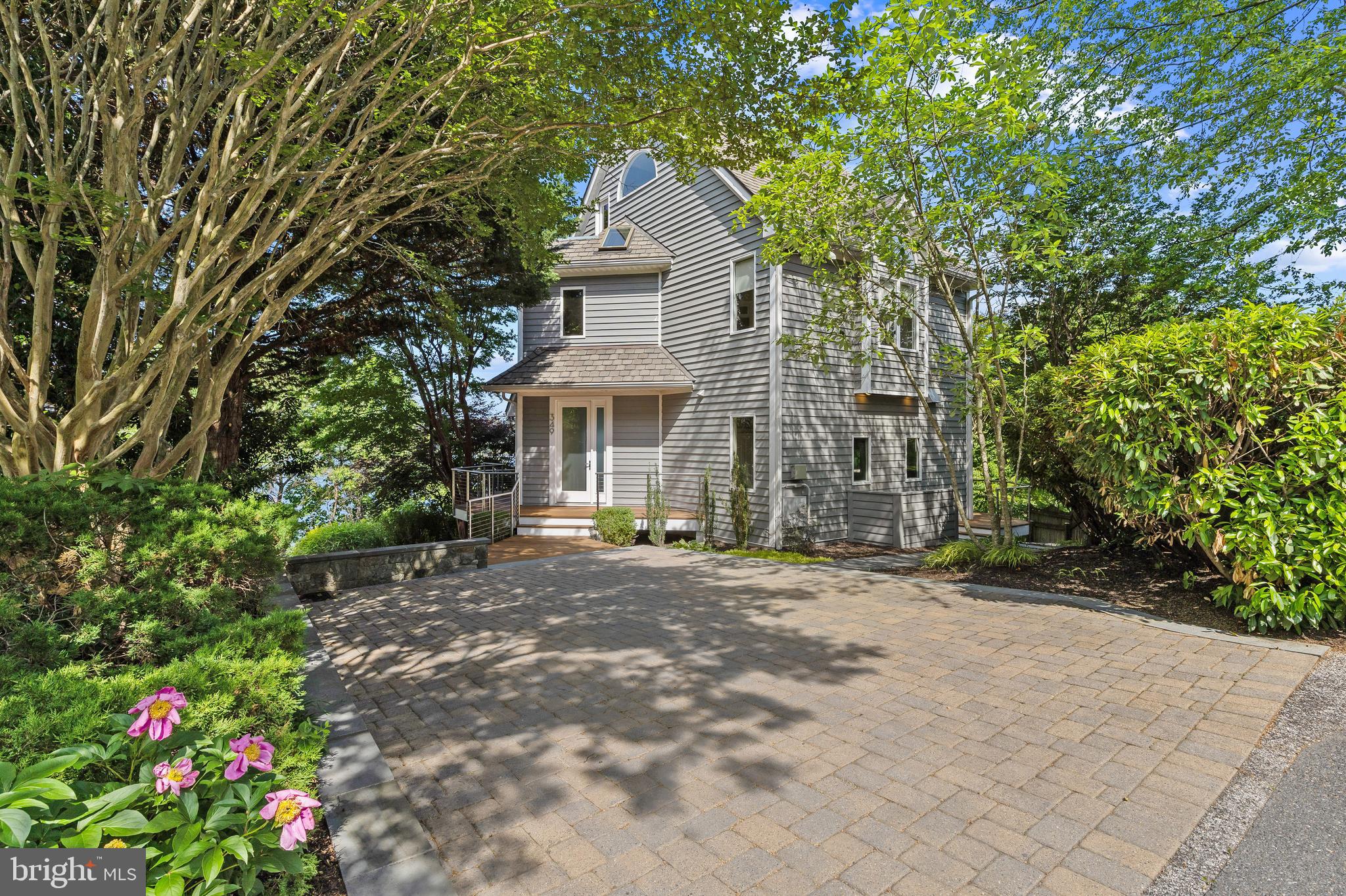 EPPING FOREST WATERFRONT | 349 SHERWOOD TRAIL