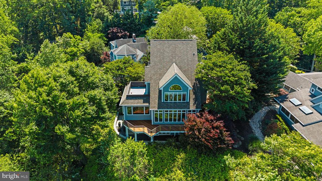 EPPING FOREST WATERFRONT | 349 SHERWOOD TRAIL