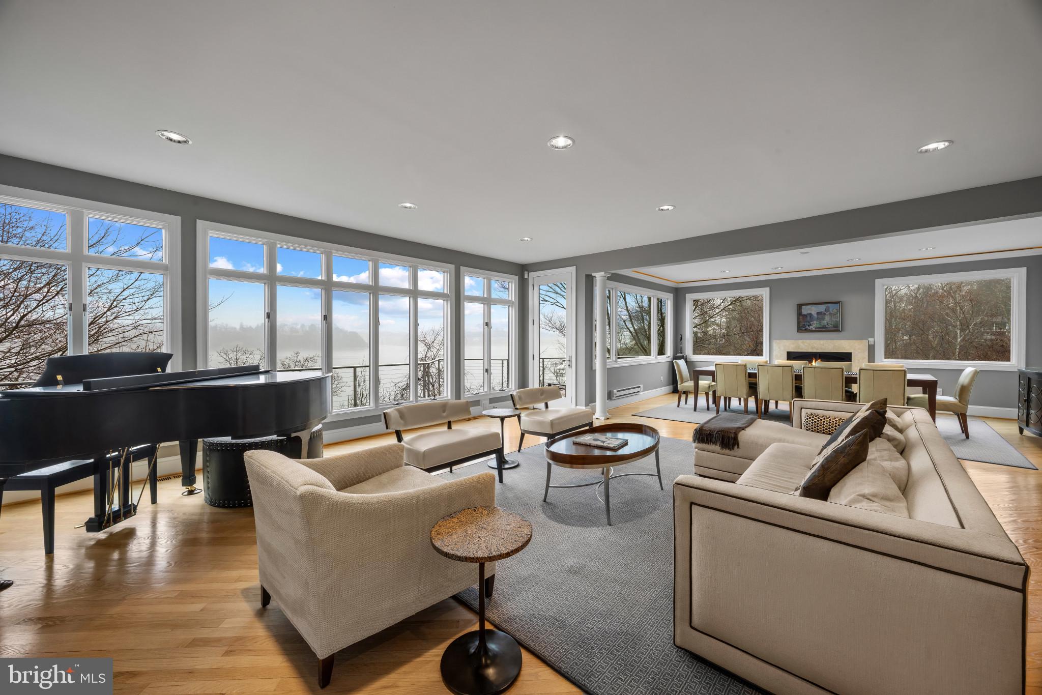 EPPING FOREST WATERFRONT | 349 SHERWOOD TRAIL