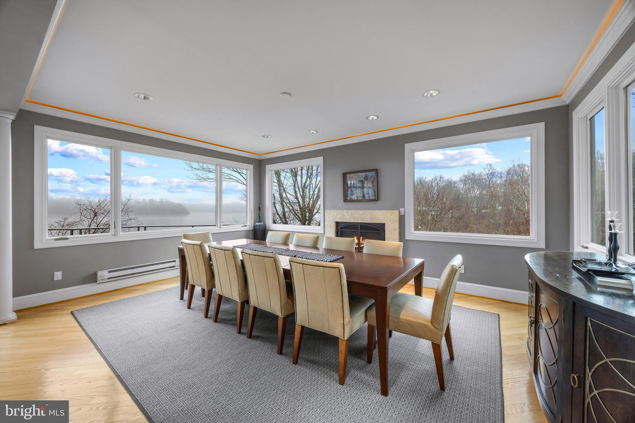 EPPING FOREST WATERFRONT | 349 SHERWOOD TRAIL