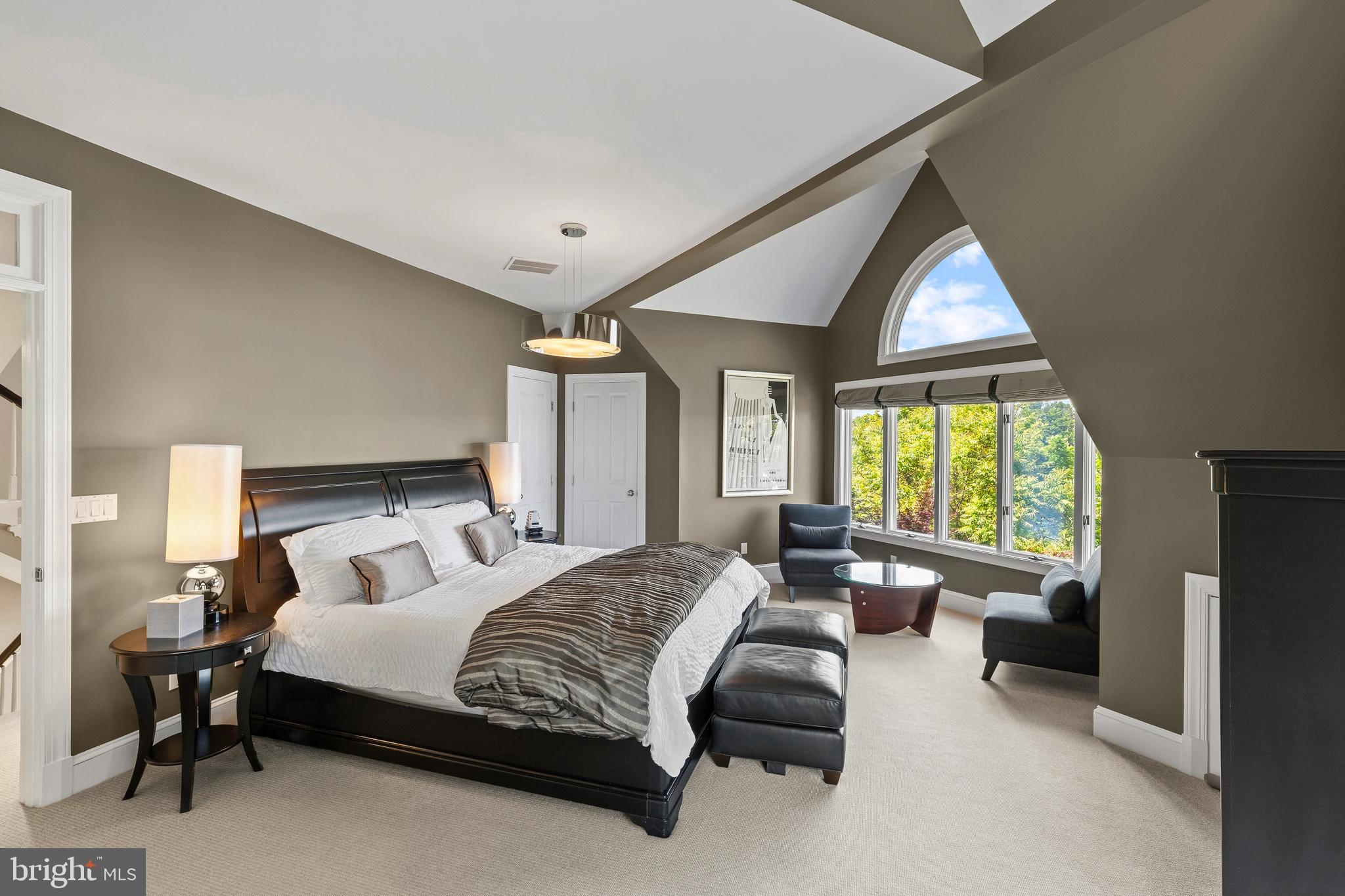 EPPING FOREST WATERFRONT | 349 SHERWOOD TRAIL