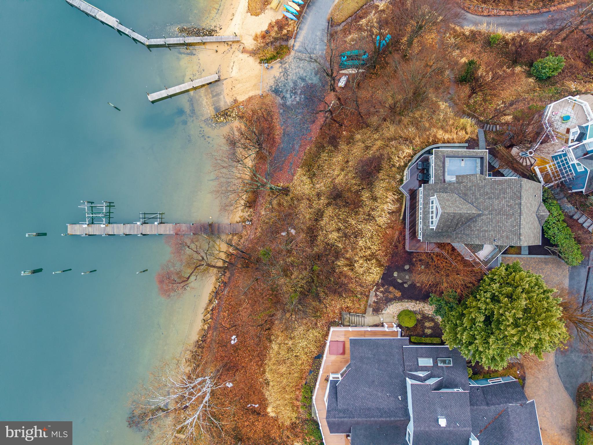 EPPING FOREST WATERFRONT | 349 SHERWOOD TRAIL