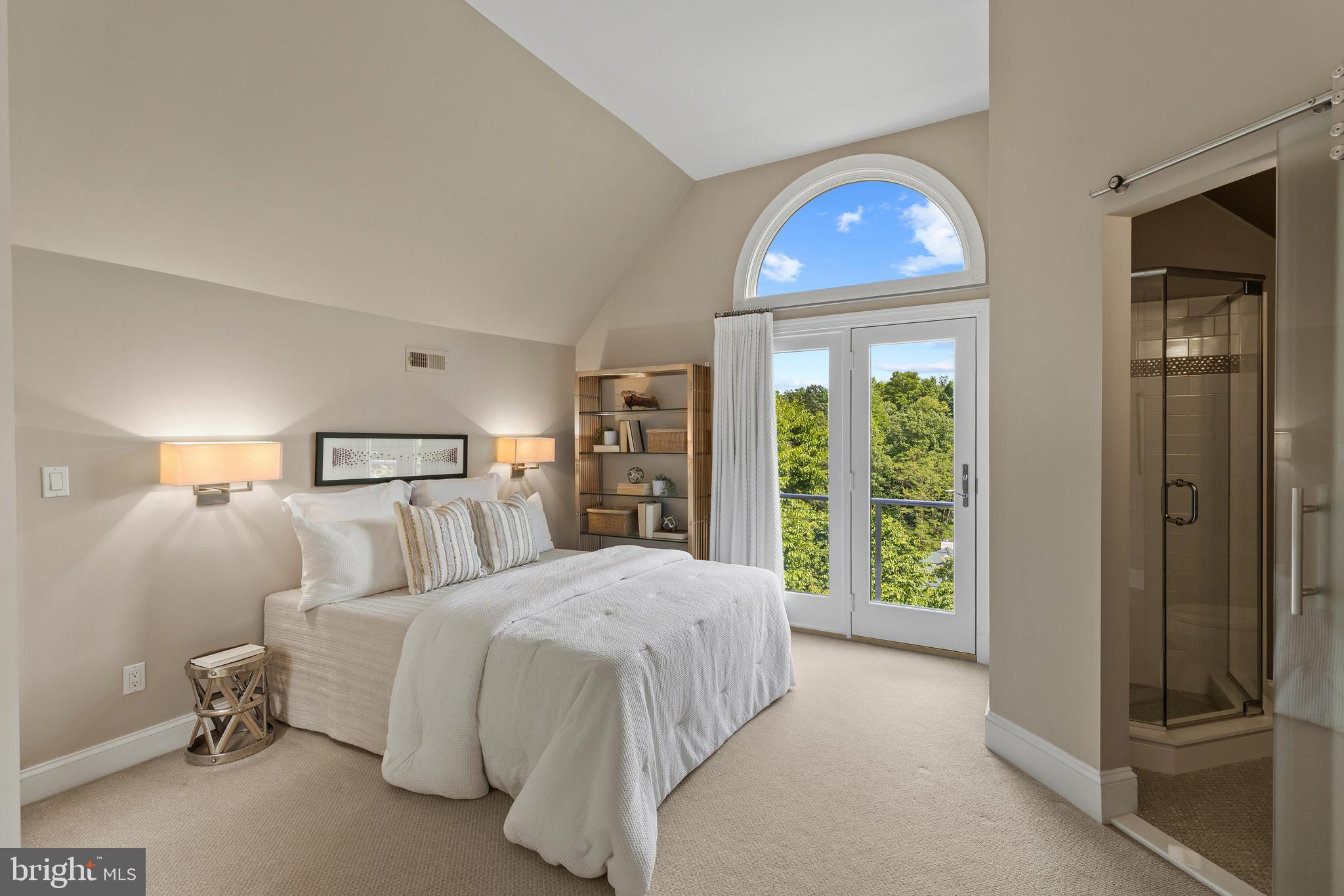 EPPING FOREST WATERFRONT | 349 SHERWOOD TRAIL