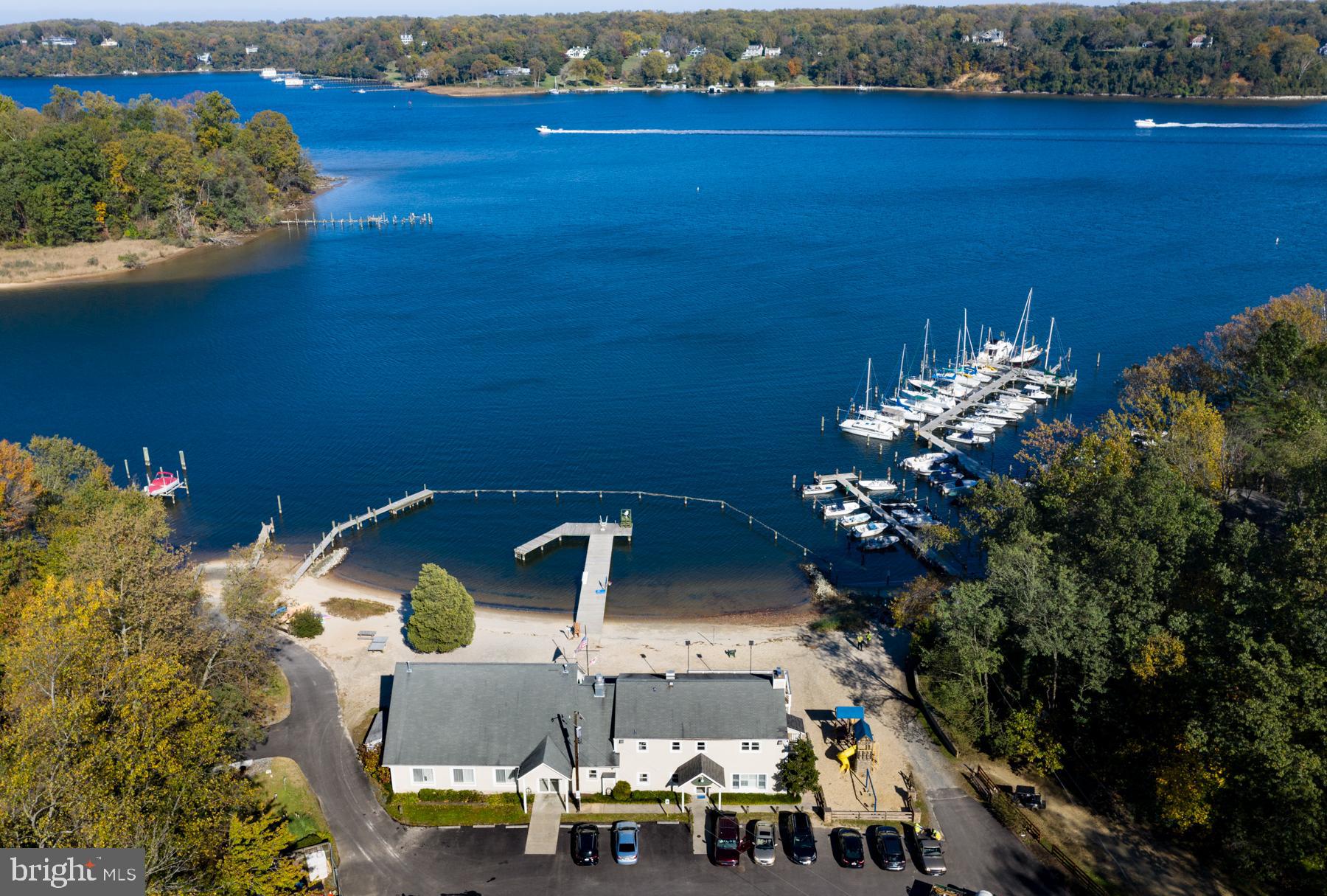 EPPING FOREST WATERFRONT | 349 SHERWOOD TRAIL