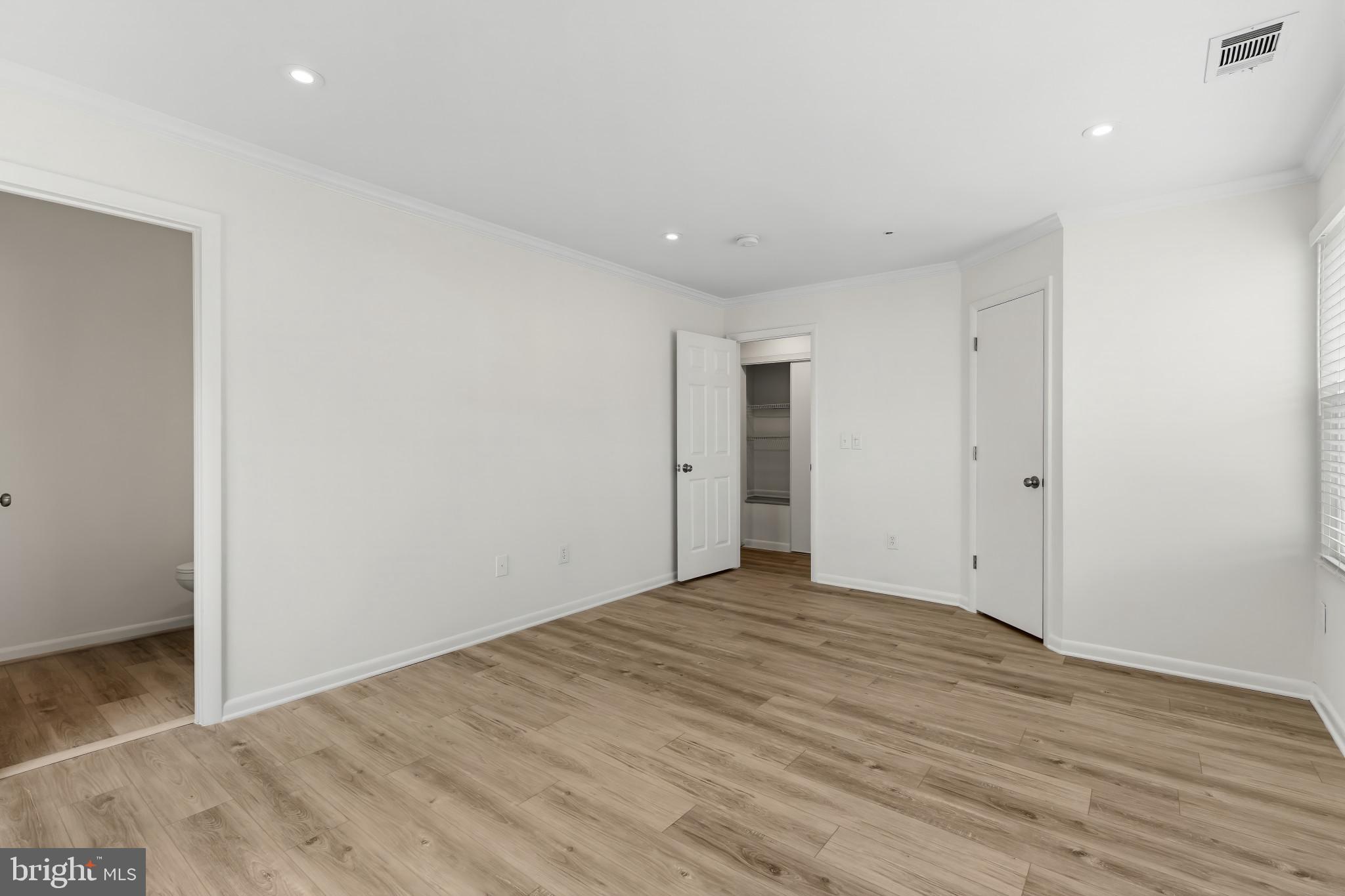 ANNAPOLIS CONDO | 40 GREYSTONE COURT, UNIT I