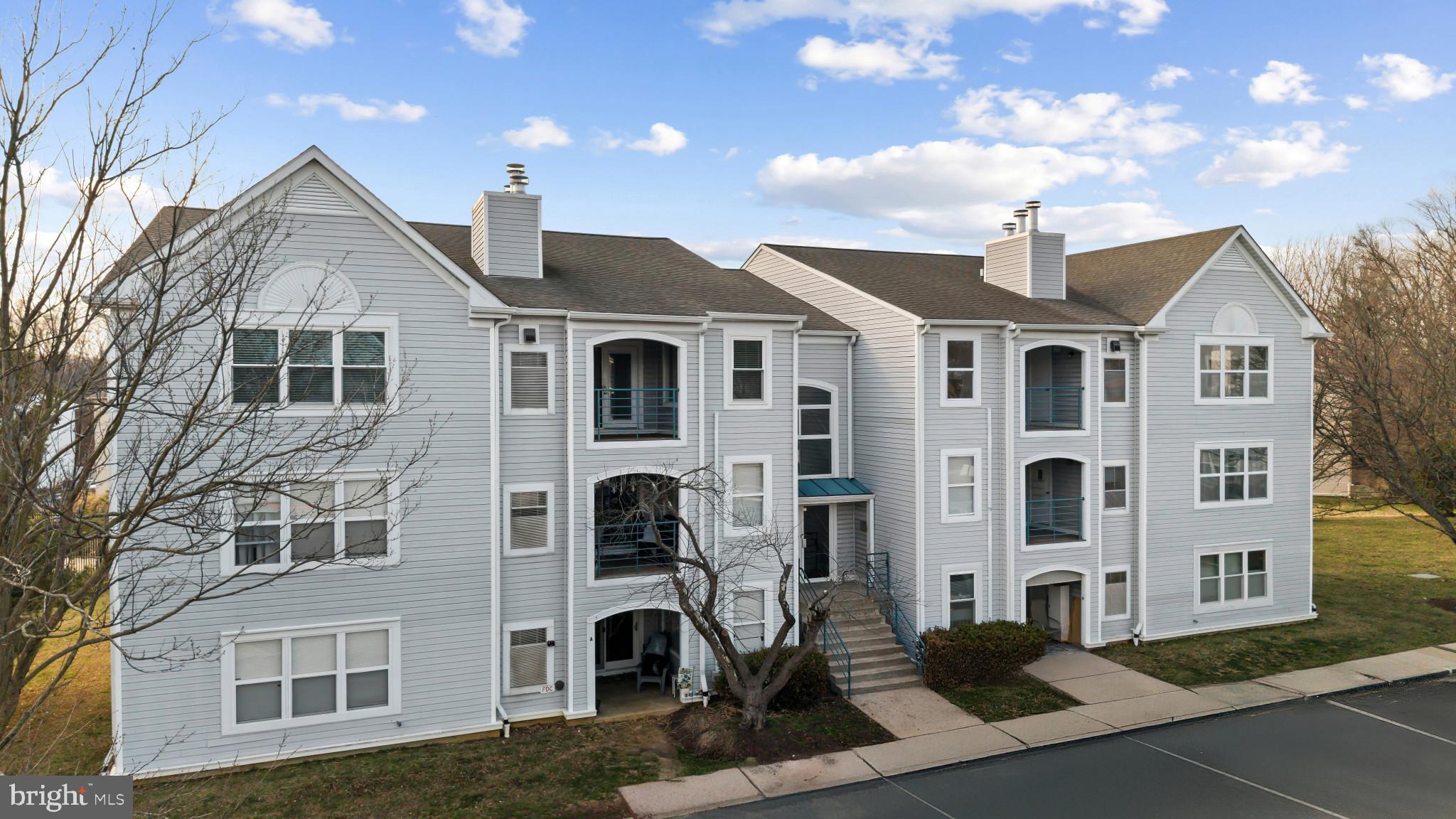 ANNAPOLIS CONDO | 40 GREYSTONE COURT, UNIT I