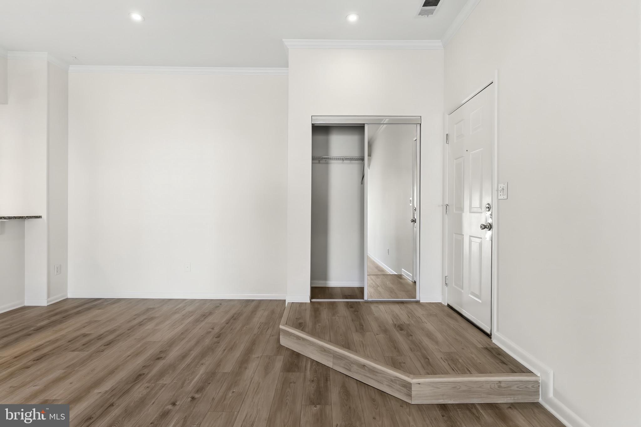 ANNAPOLIS CONDO | 40 GREYSTONE COURT, UNIT I